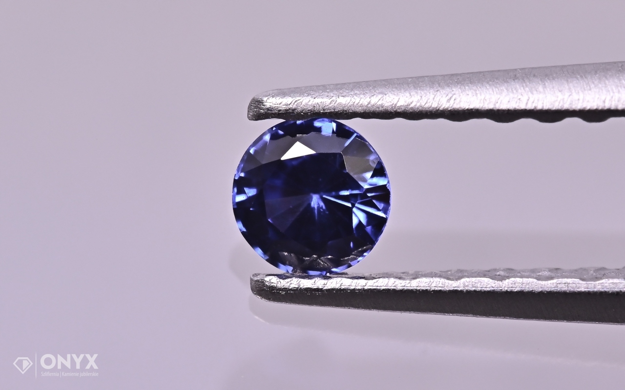 Fazetovaný safír kulatý fi 3 mm