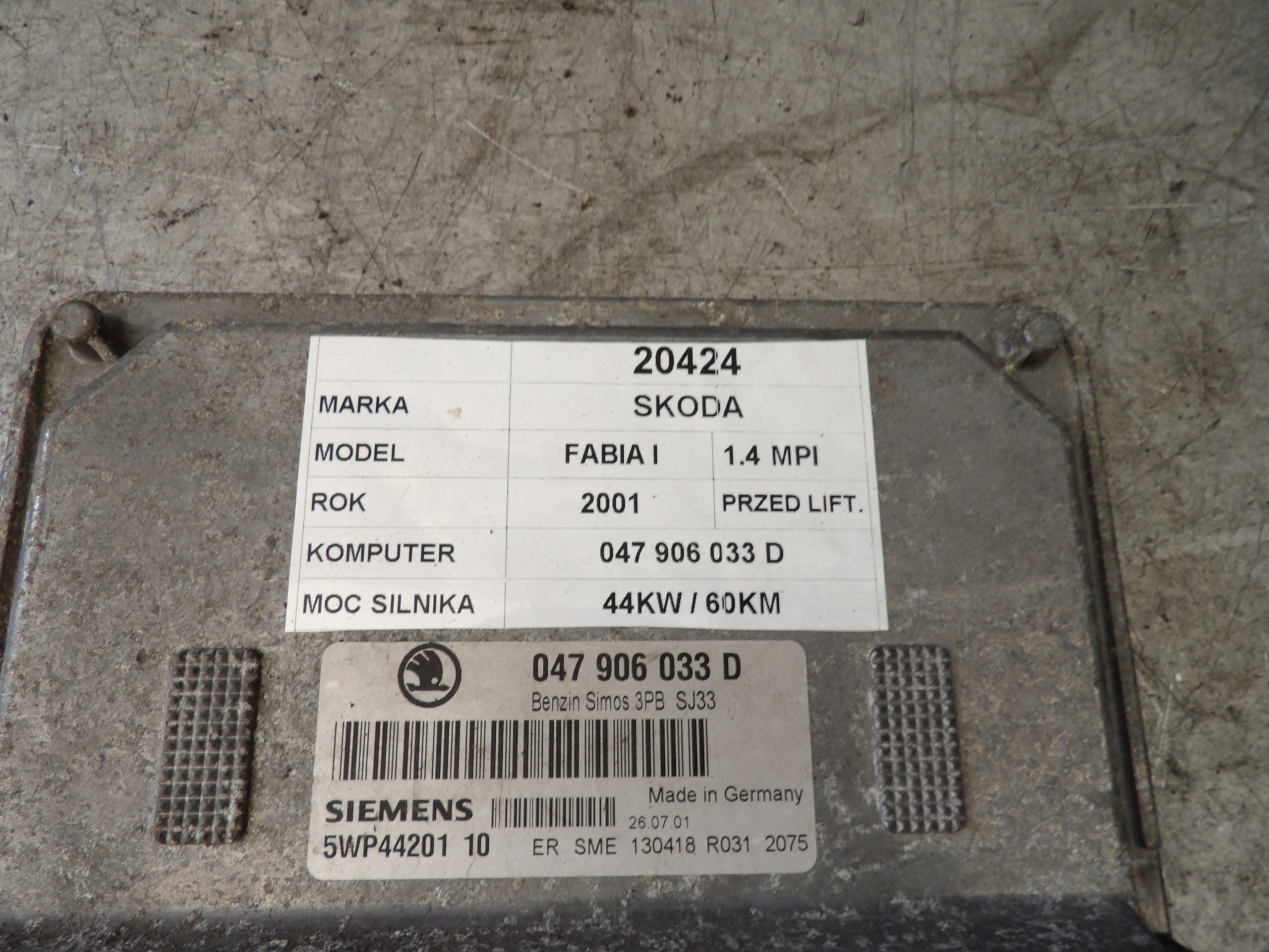SKODA FABIA E COMPUTER, CENTRALINA 047906033D 5WP44201 10 3PB SJ33 SIEMENS