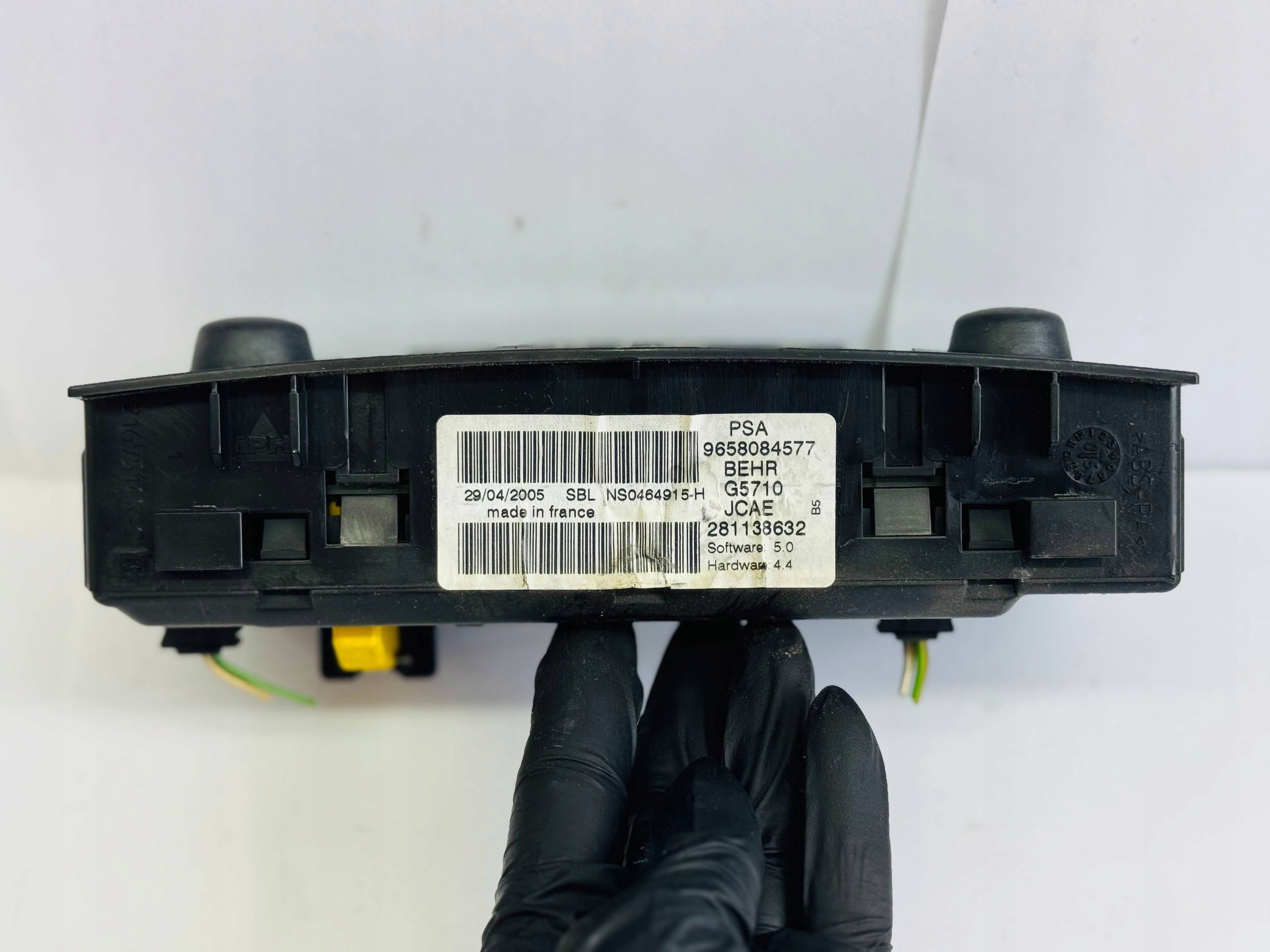 control panel air conditioning devices PEUGEOT 307 21675160