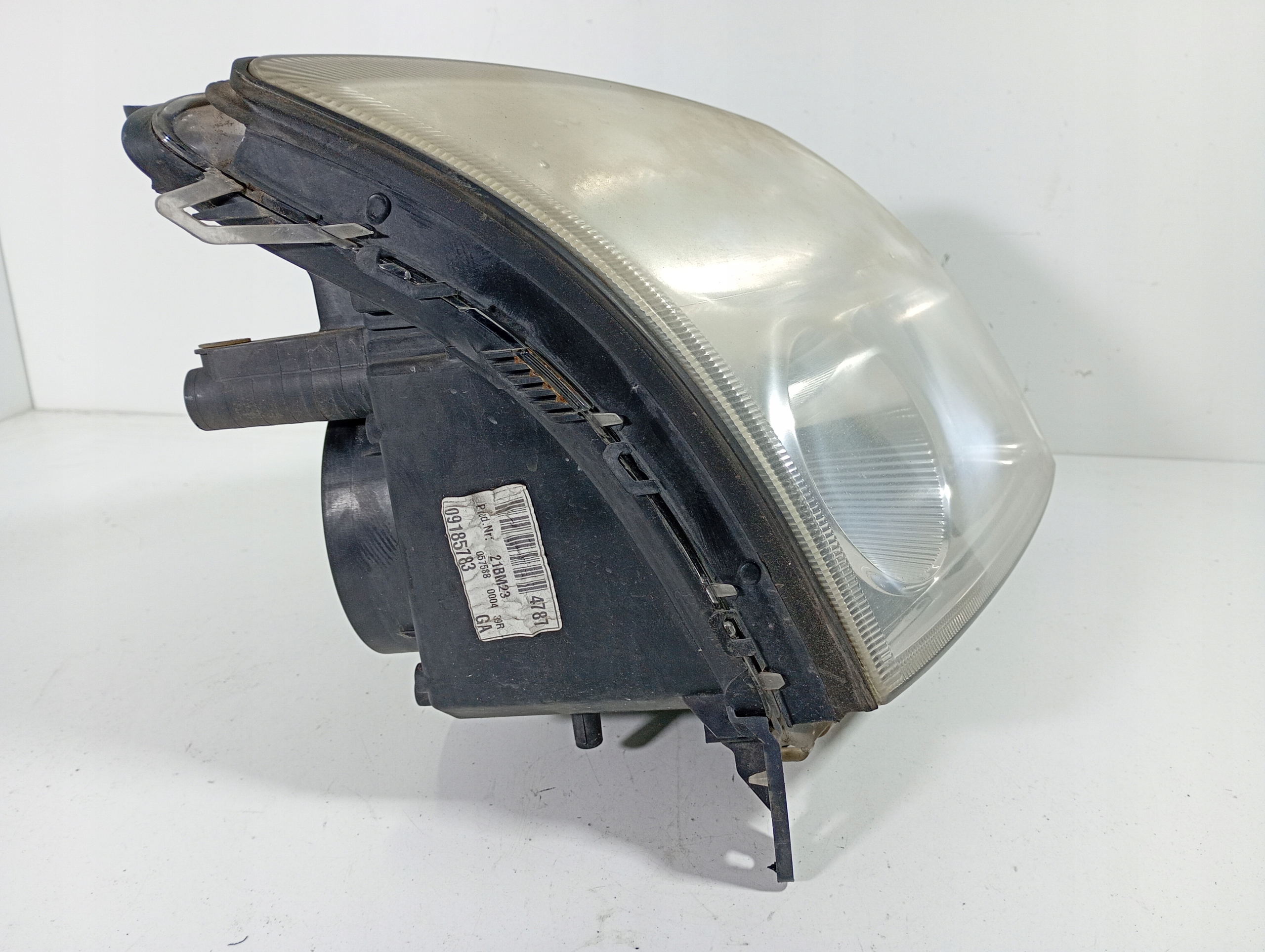 Opel Vectra C sedan 02-08 REFLEKTOR right front front OE 09185783