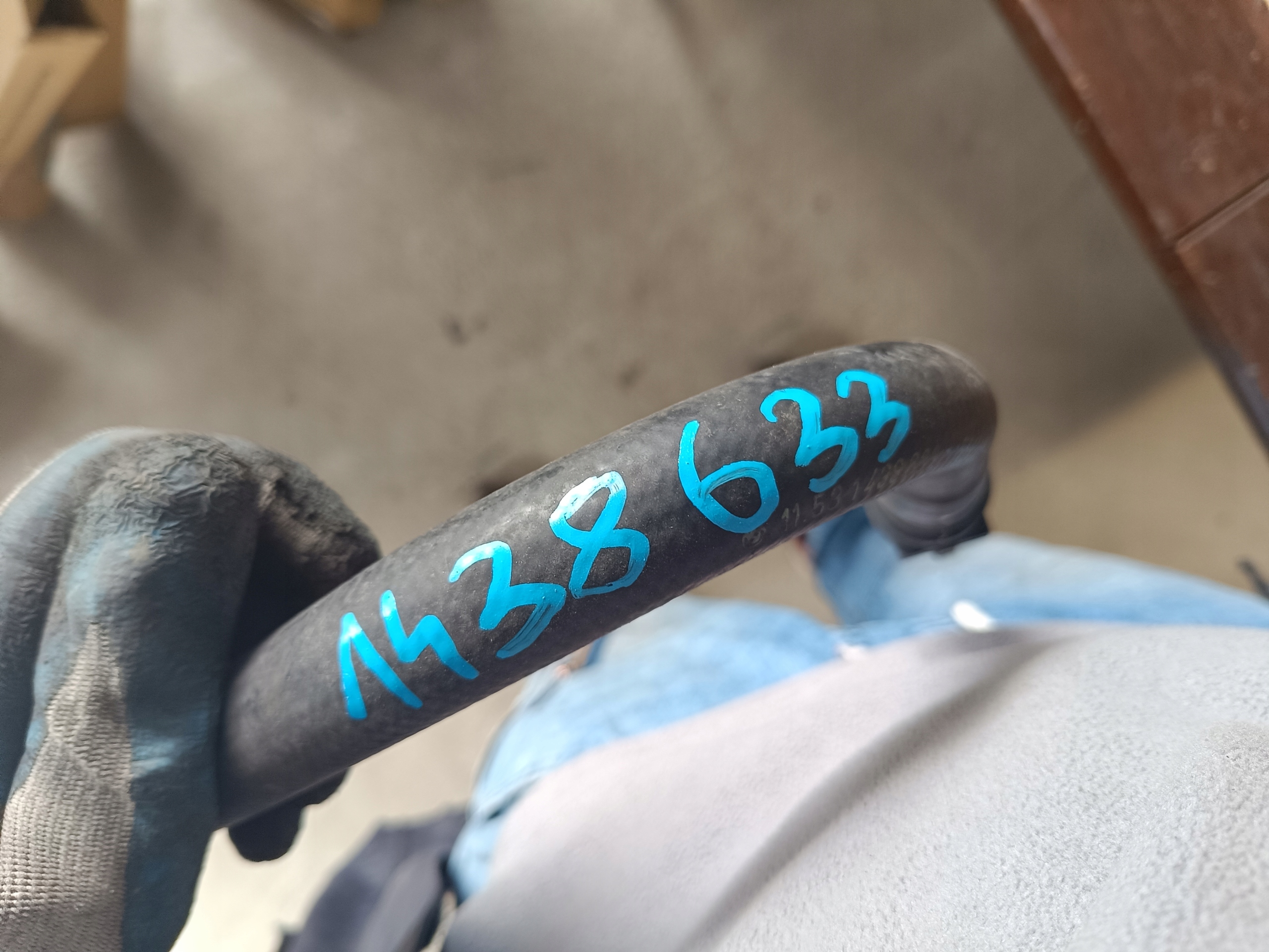 cijev crijevo prijenos vode BMW E39 E38 2.8 1438633