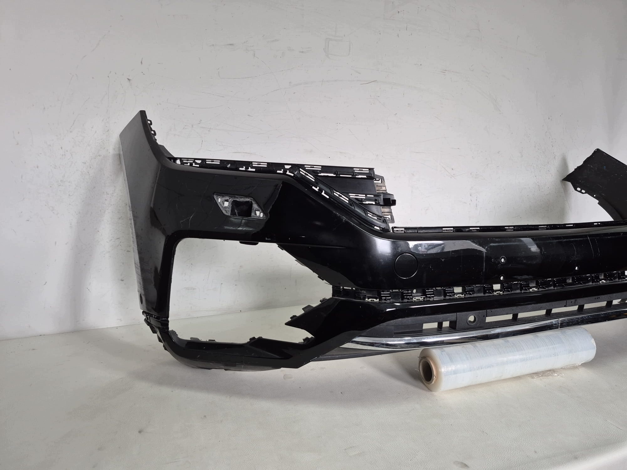 VW TOUAREG III 3 18-23 bumper front front washer PDC