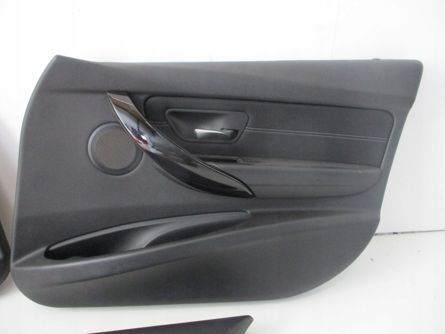 9640720b40c29af8cde3d41c0331