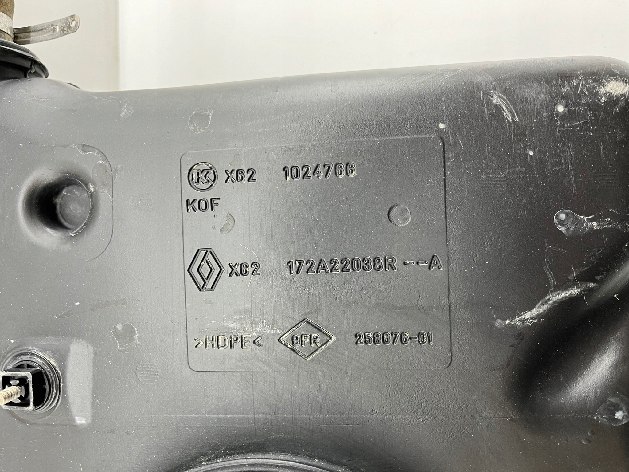serbatoio Pompa ADBLUE RENAULT MASTER OPEL MOVANO 172A22038R 0444040014