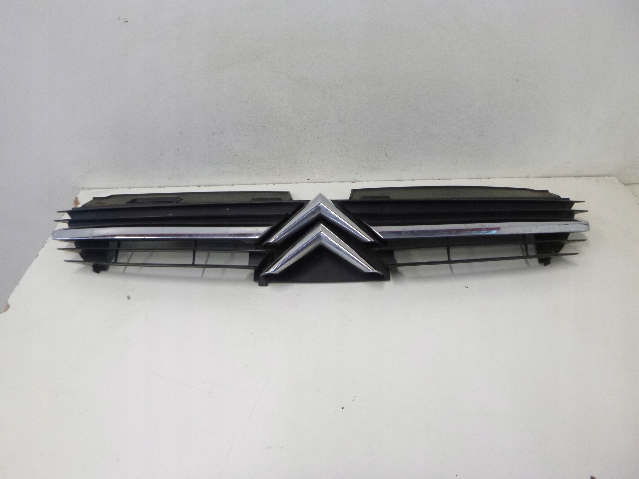 Grill Grill Citroen C5 2001r.