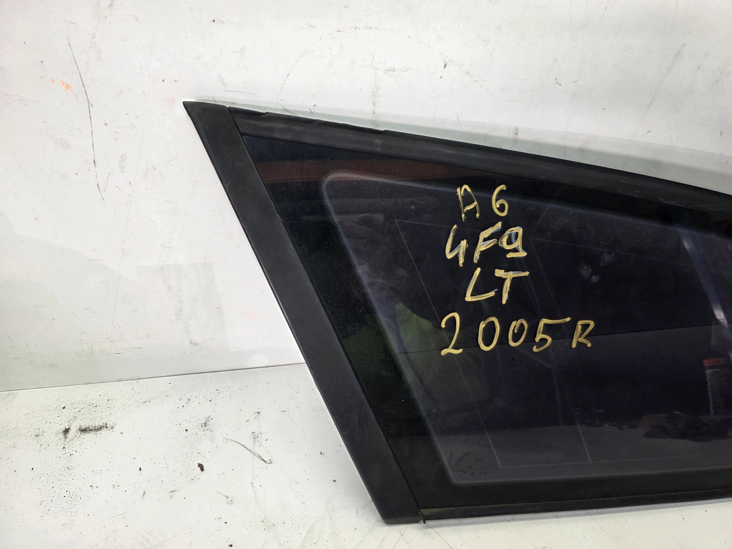window bodywork left rear part AUDI A6 C6 4F9 AVANT 2005 ROK FOLIA