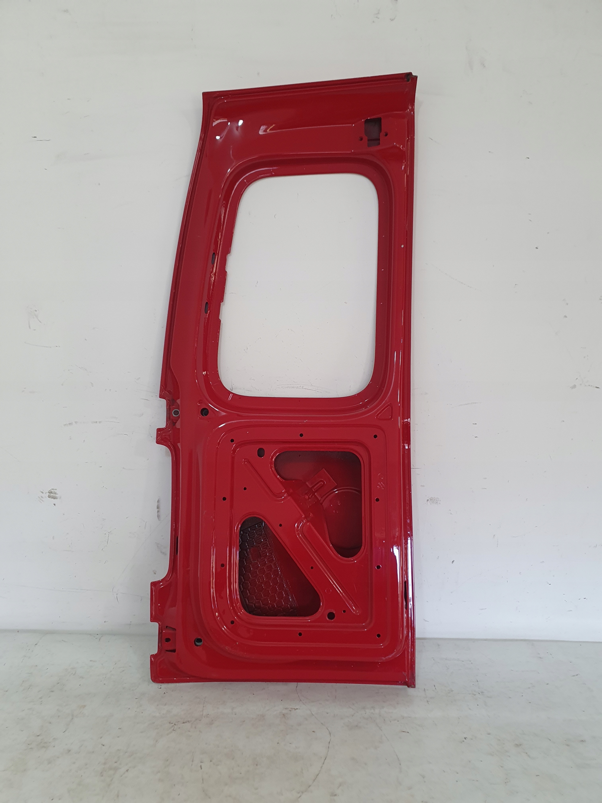 VW CADDY III 2K5 door right rear. right rear part