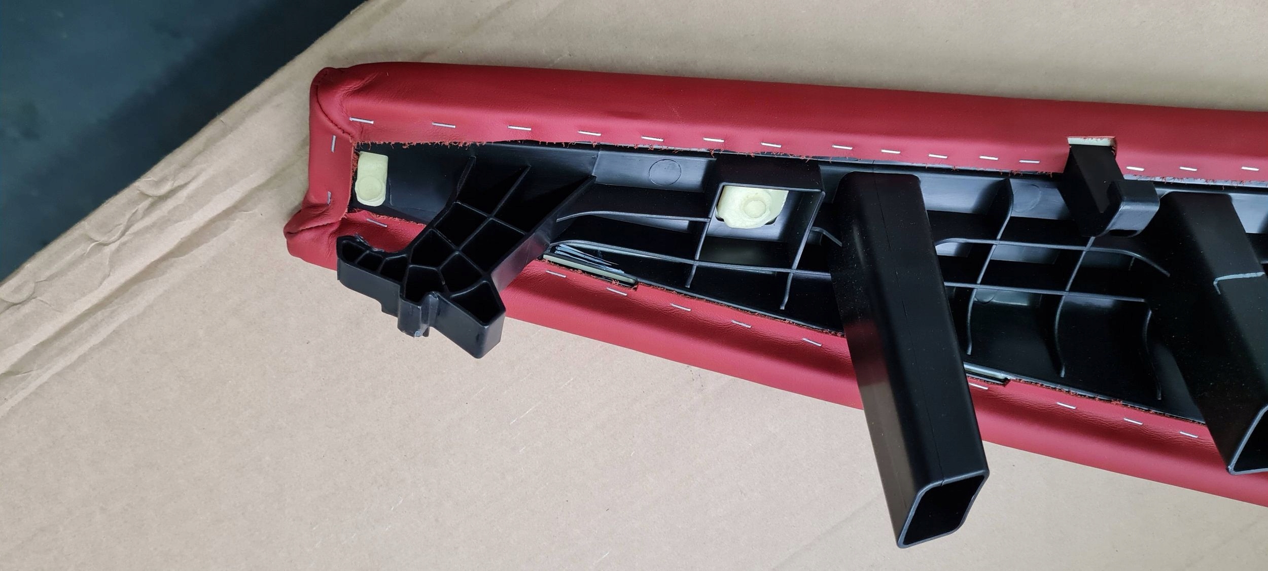 SQ5 80A Q5 side KANAPY right rear part leather MAGMAROT 80A885704BC