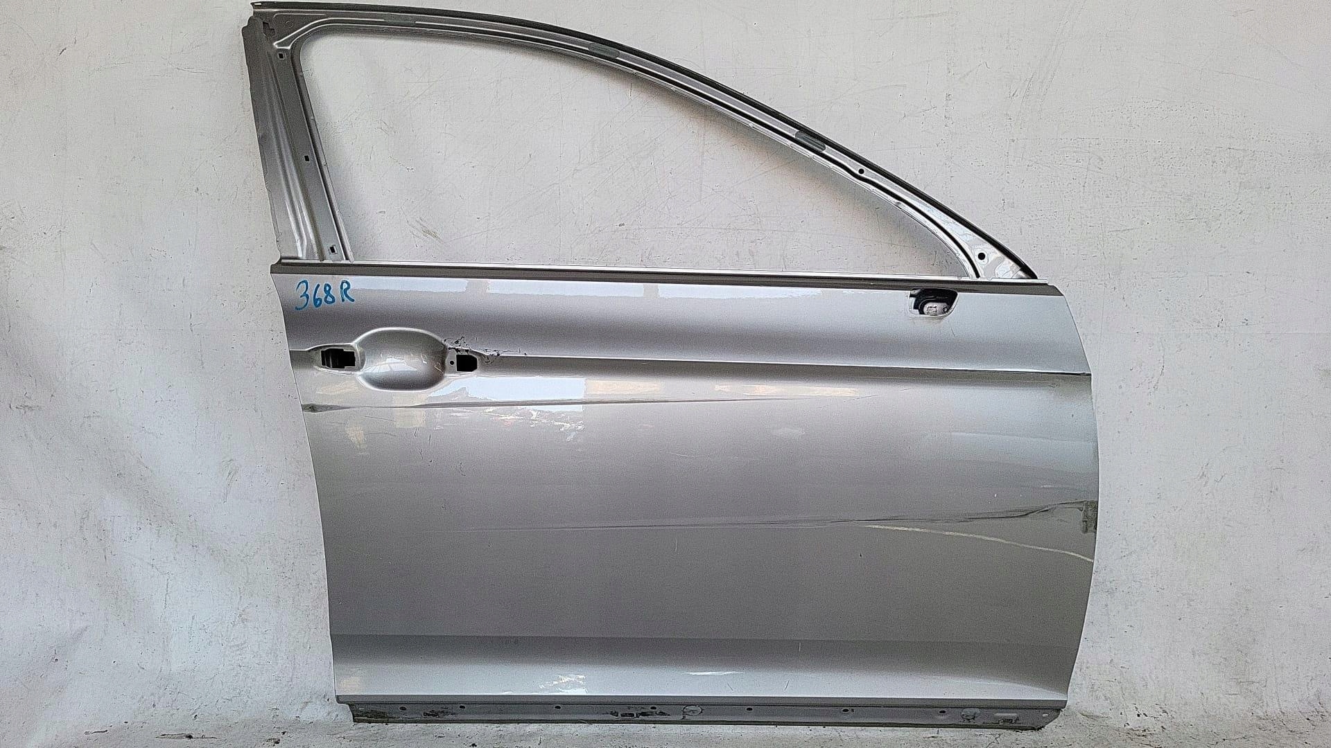 VW PASSAT B8 14- door right front front