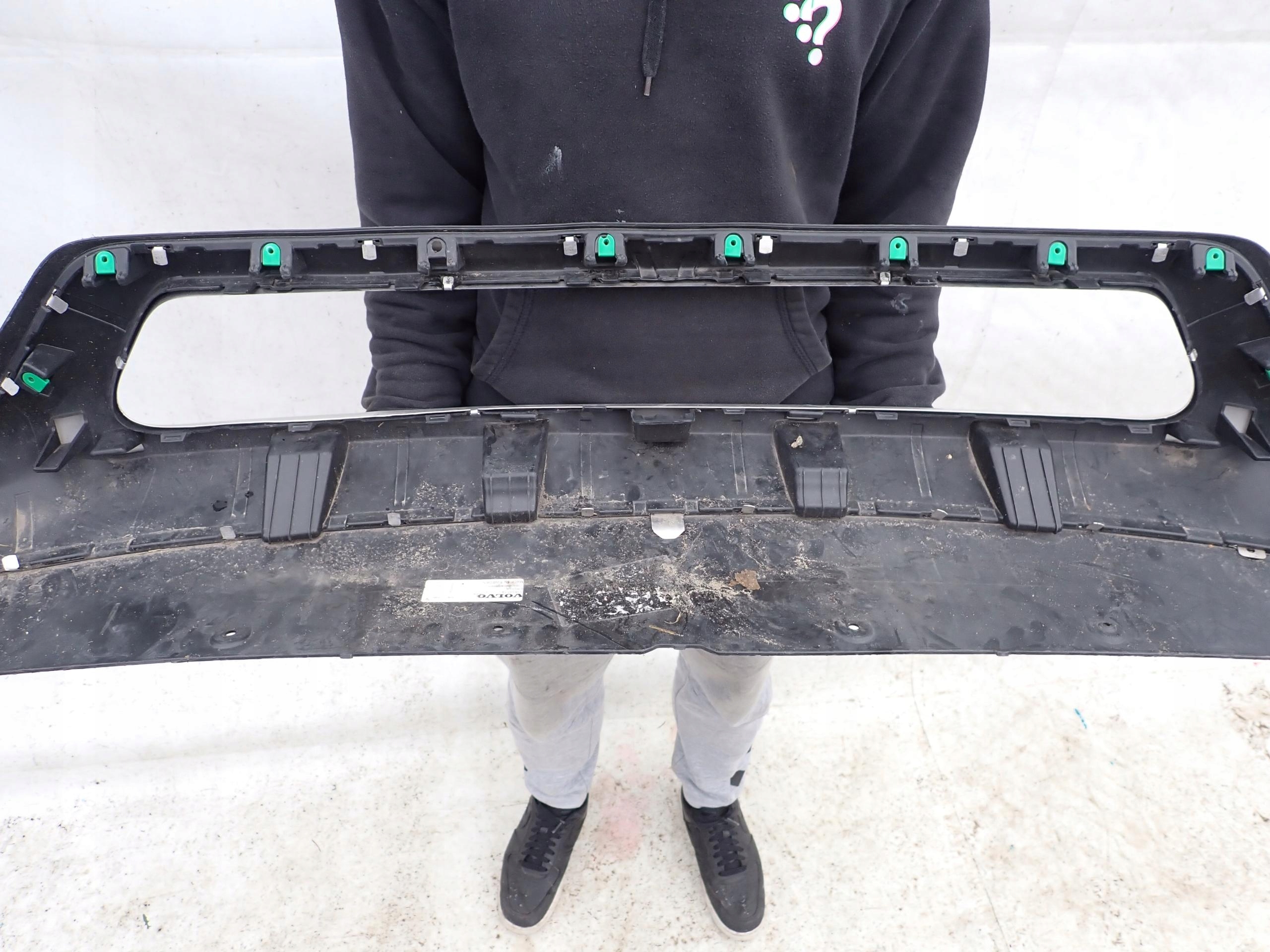 VOLVO XC40 ESSENTIAL 17- spoiler accessori Paraurti PRZO Anteriore