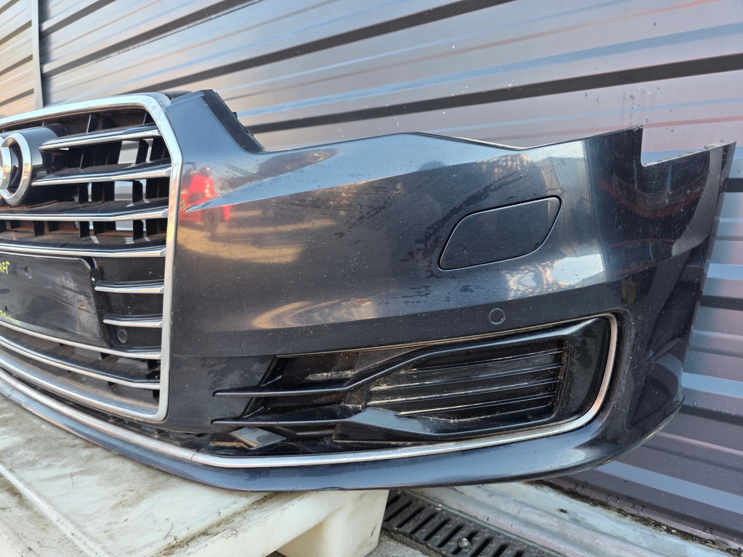 bumper front complete AUDI A6 C7 LIFT washers 4 X PDC LX5R original !!!