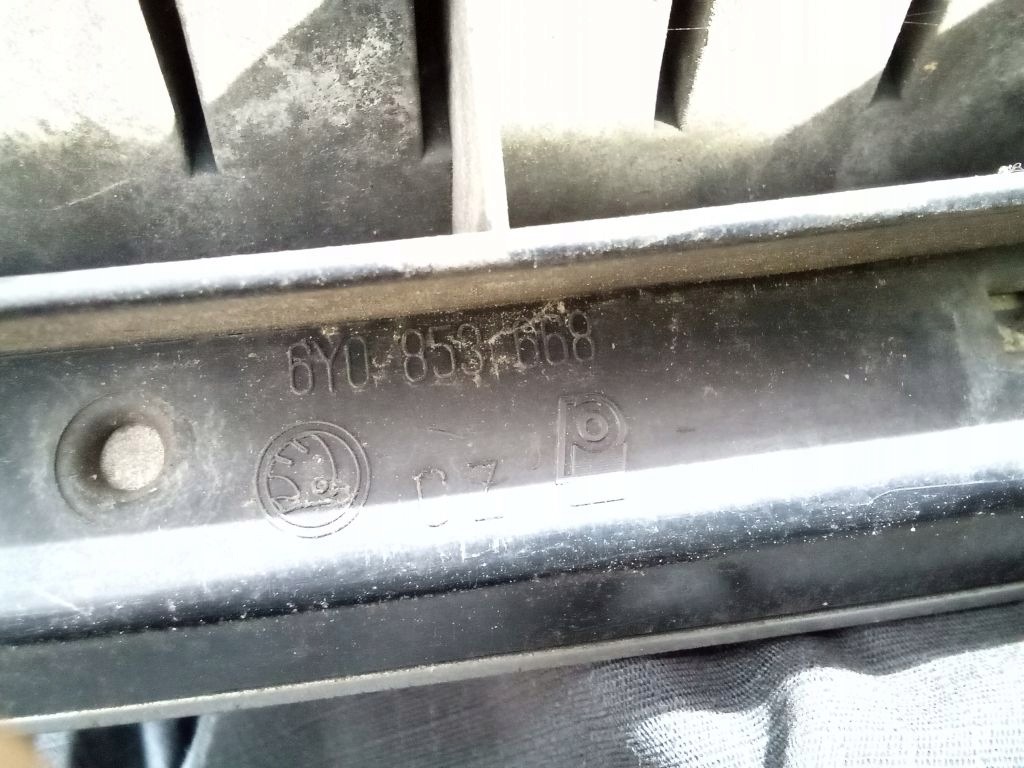 Skoda Fabia a 1 maska maska maska 6Y0853668