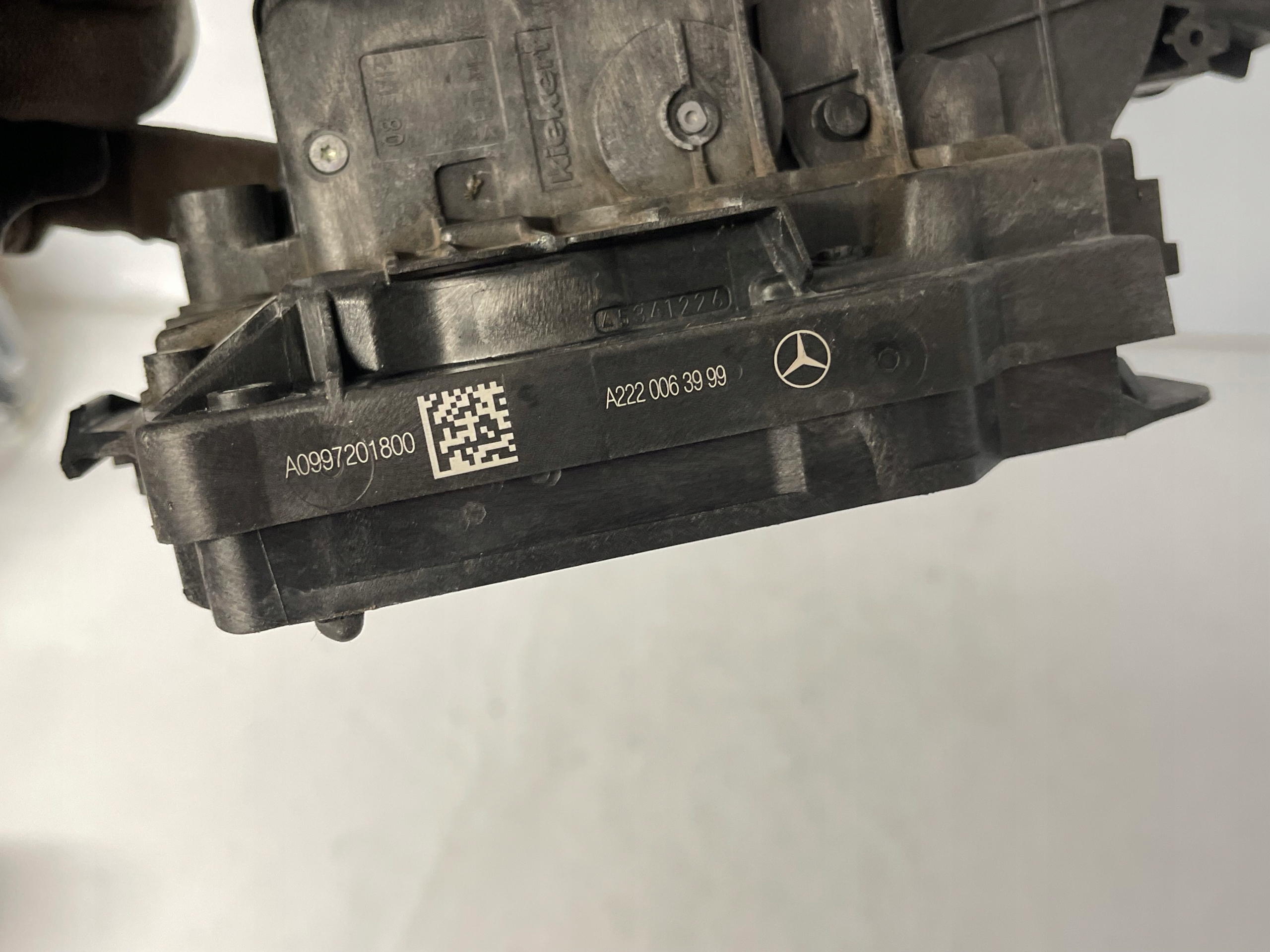 lock right front MERCEDES E-class W213 EU A0997201800 A220063999