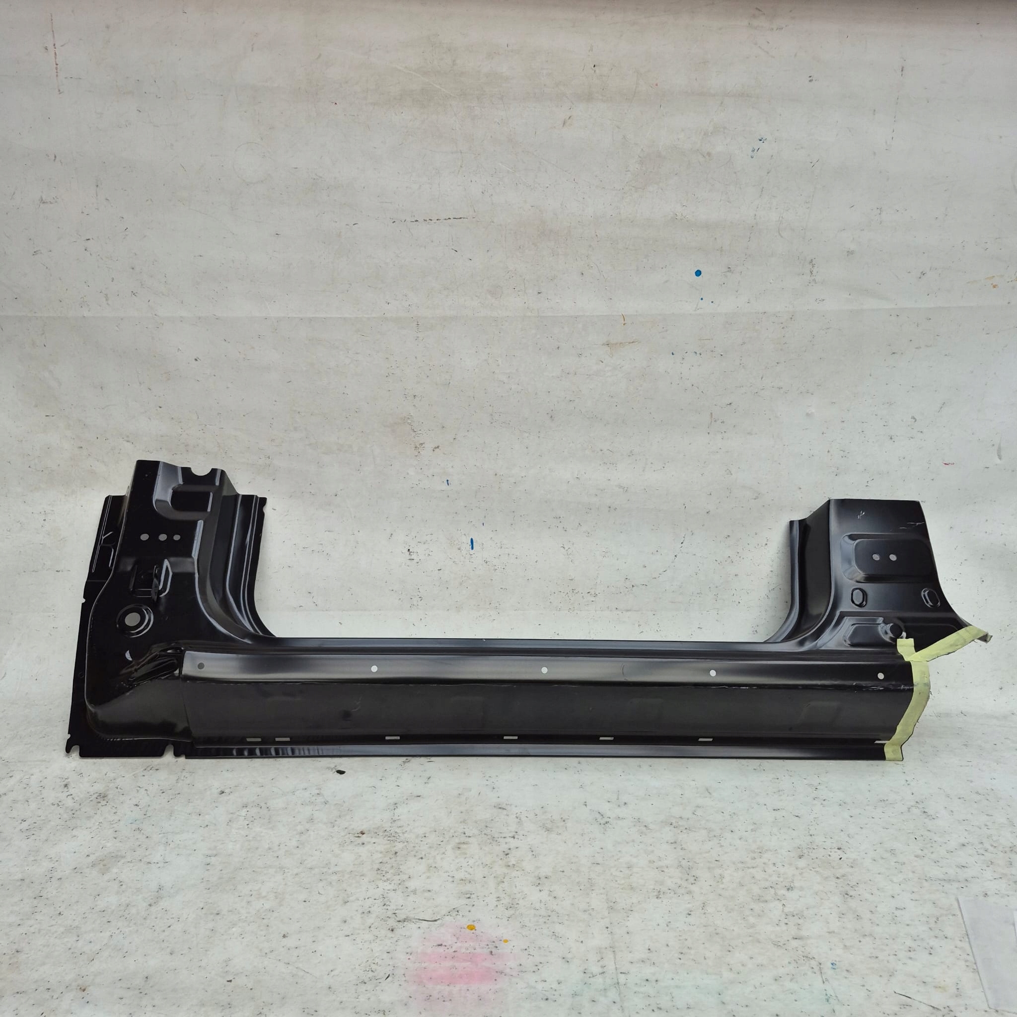 MITSUBISHI PAJERO IV 06- threshold left front front side