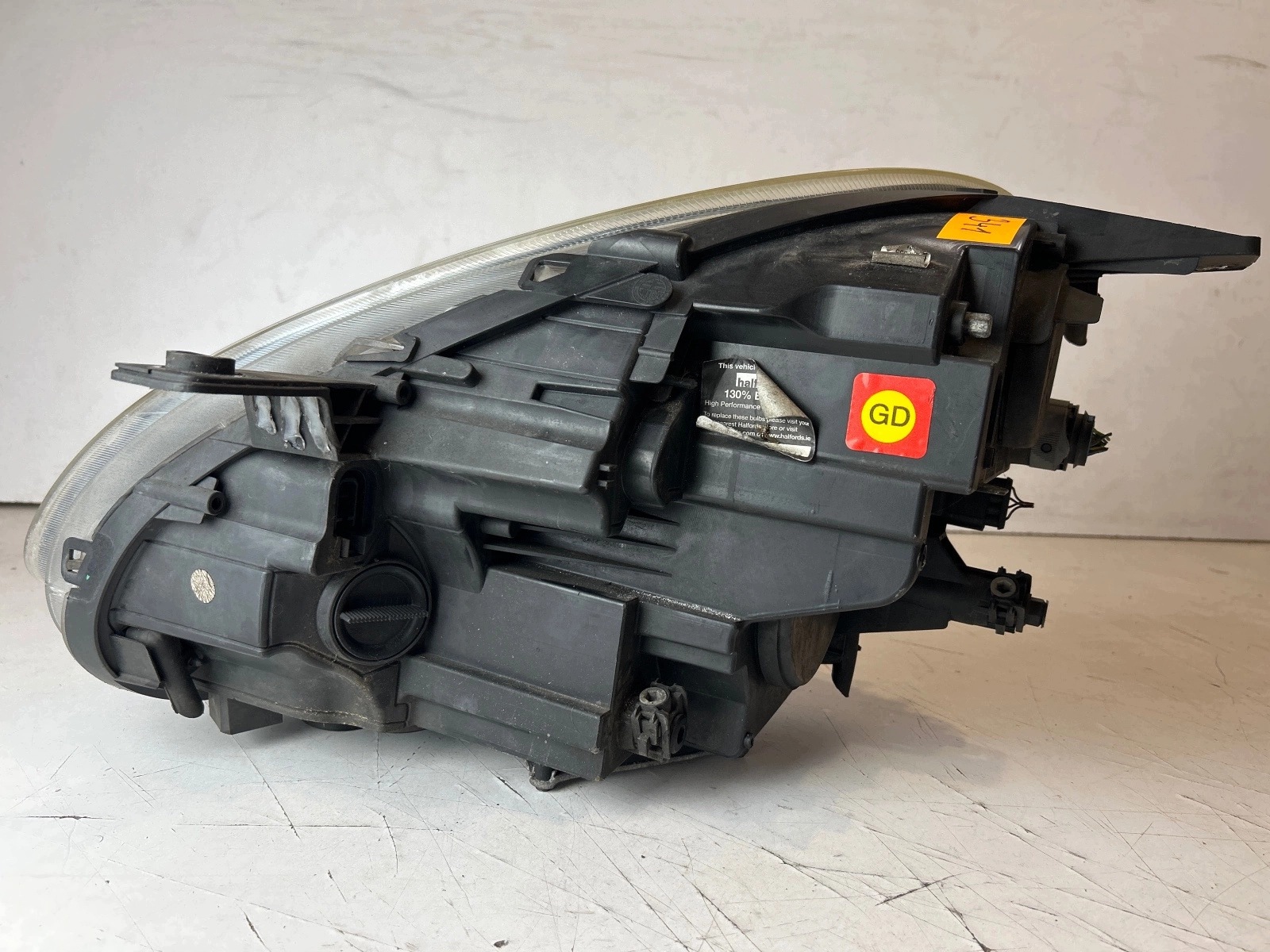 light front front right Alfa Romeo Giulietta Xenon UK