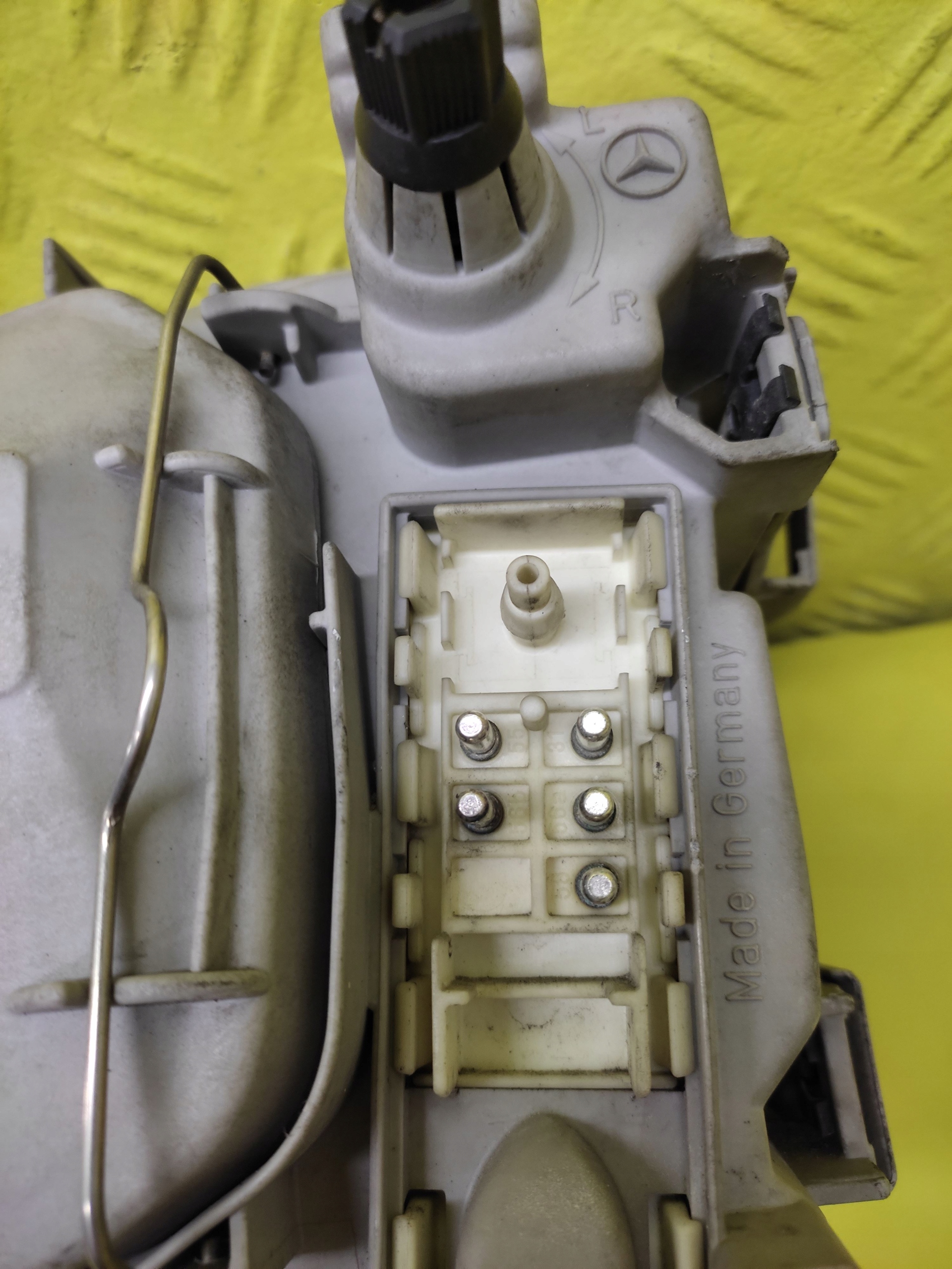 MERCEDES C-KLASA REFLEKTOR light right 0301036202