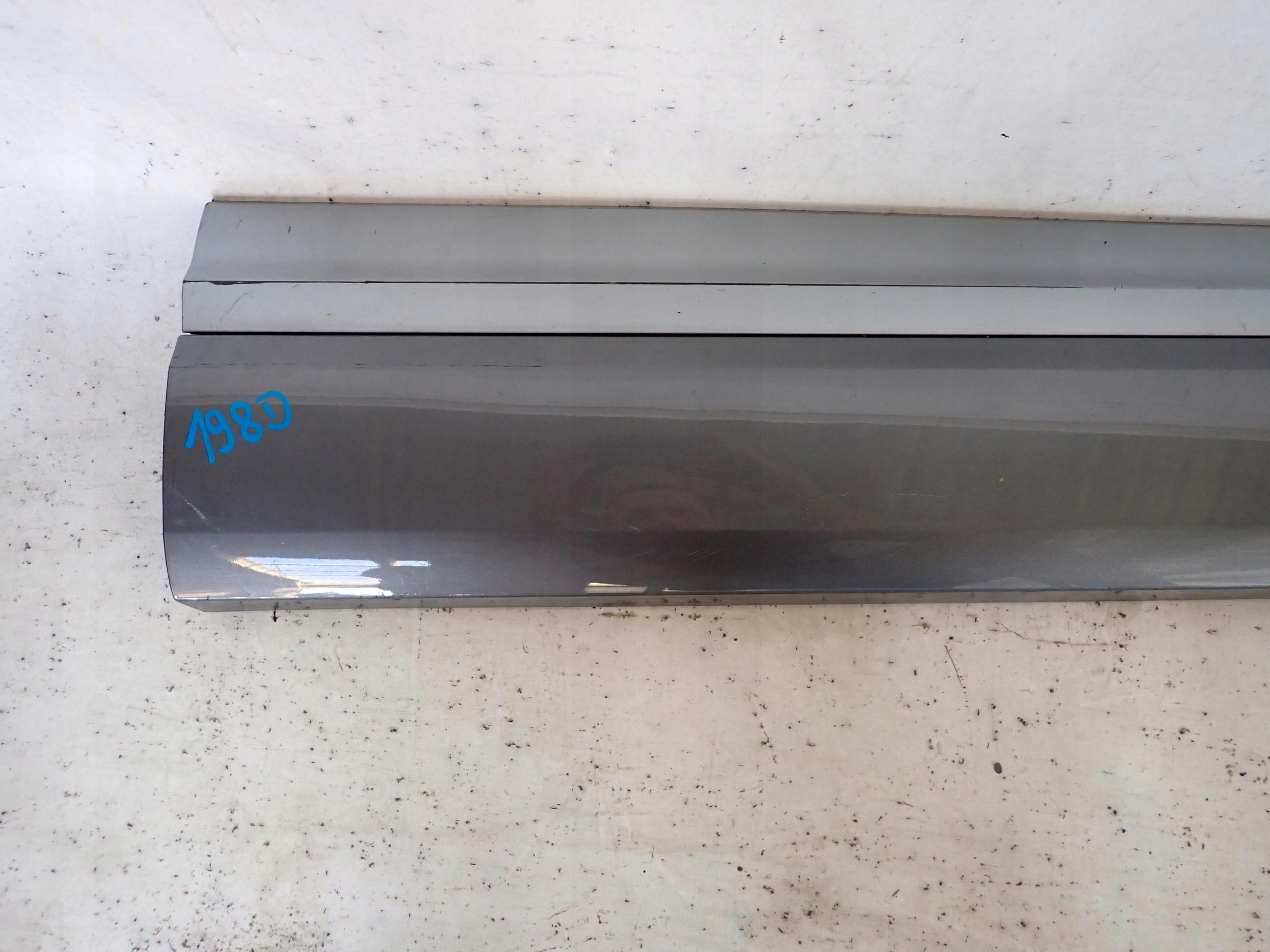 AUDI Q7 II 15-> moulding door right front front 4M0853960B
