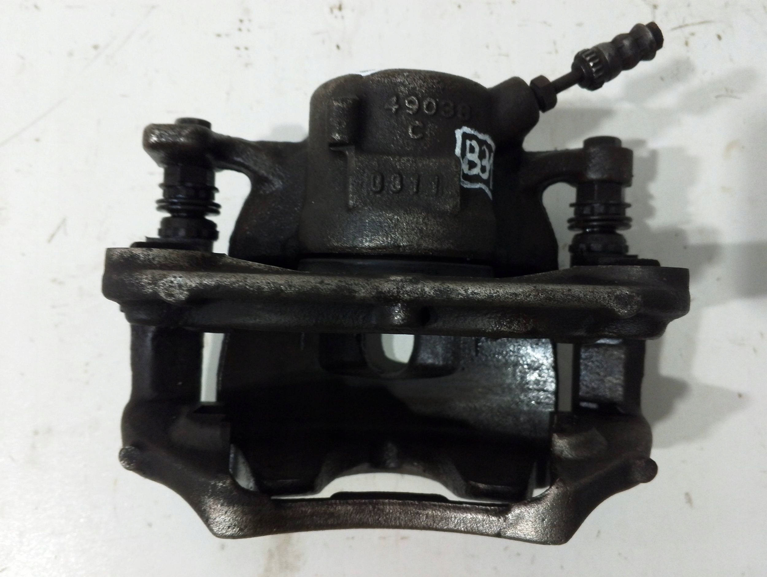 BMW 3 G20 G21 caliper front left 49038C (B310)