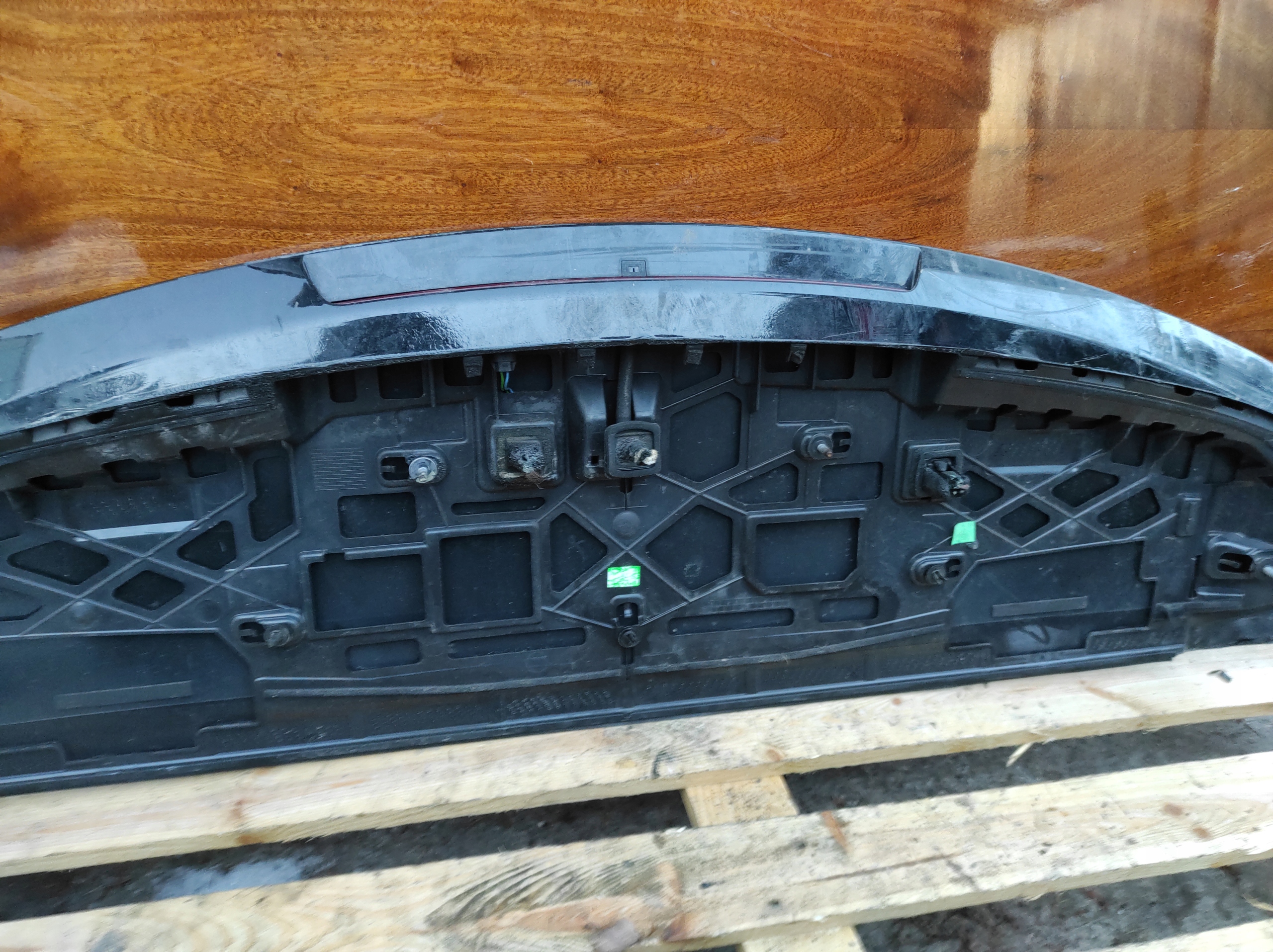 Couverture LOTKA du capot MERCEDES W176 A1767901200