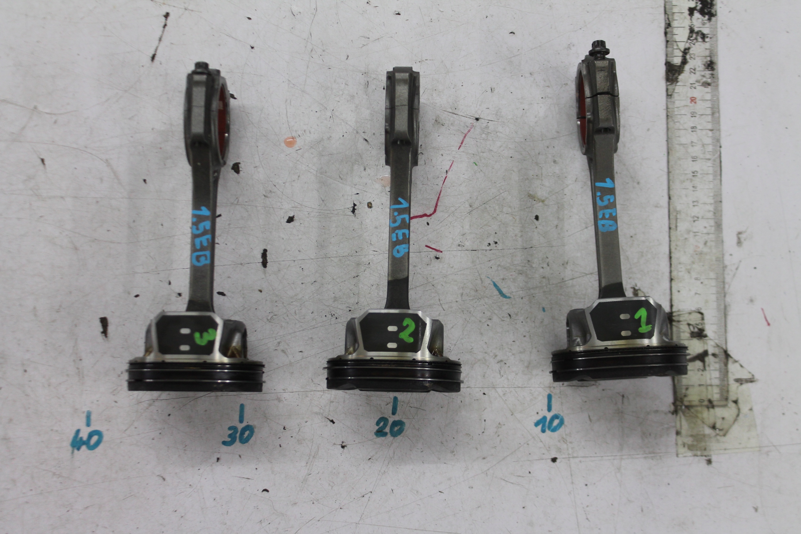 piston connecting rod RFHX7G-AA FIESTA MK8 1.5 ECOB 18