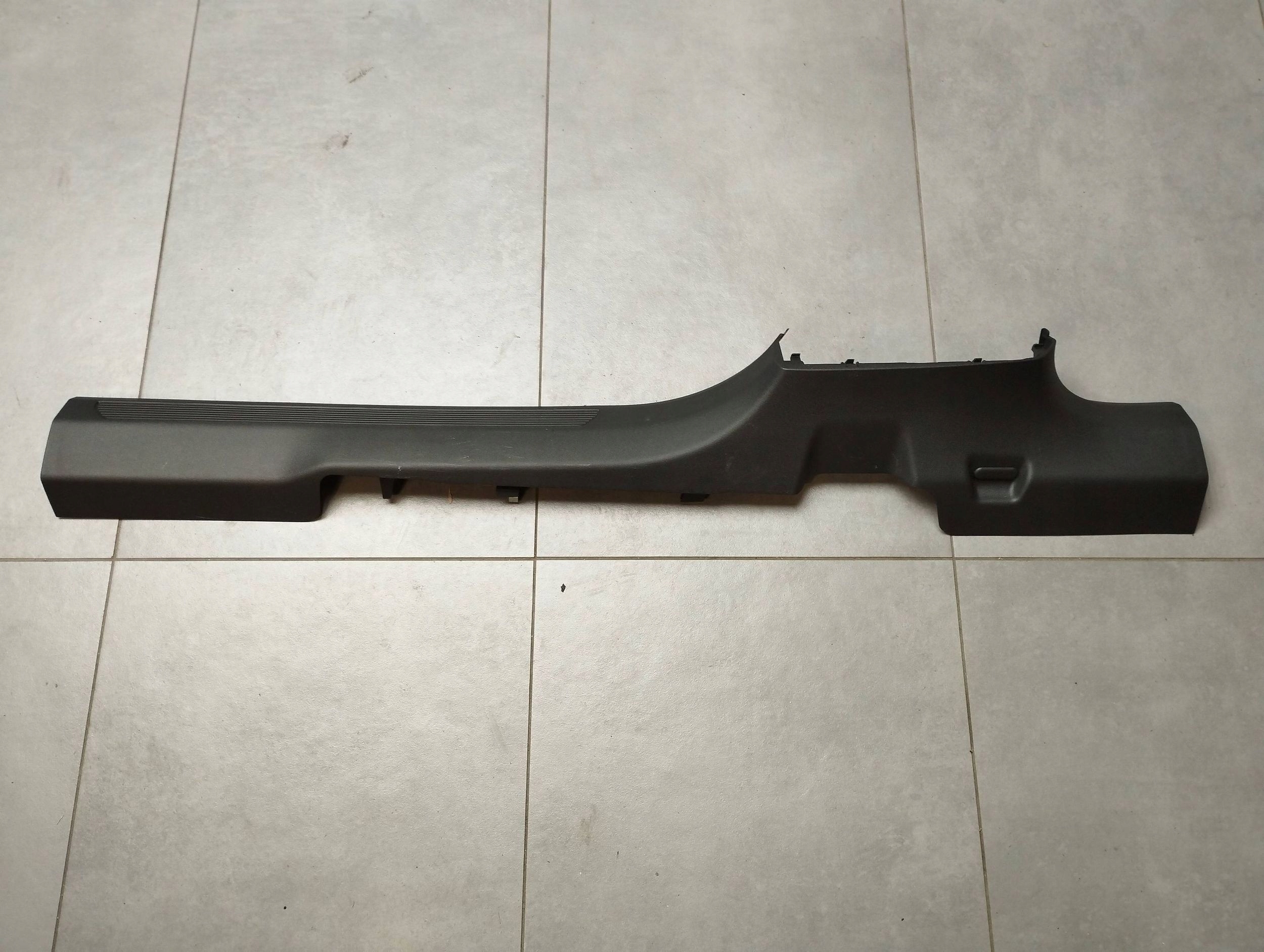 Audi Q4 e-tron Blende Abdeckung DER SCHWELLE 11A853372A