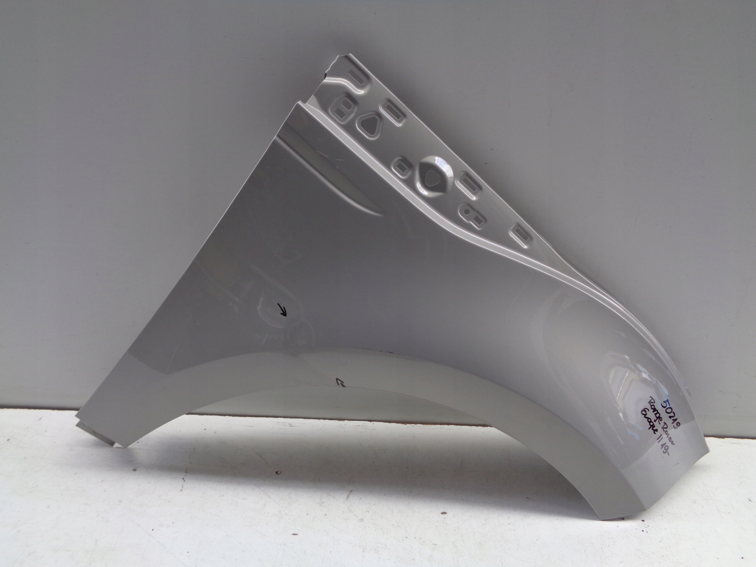 fender right front RANGE ROVER EVOQUE II 19- NR 50219