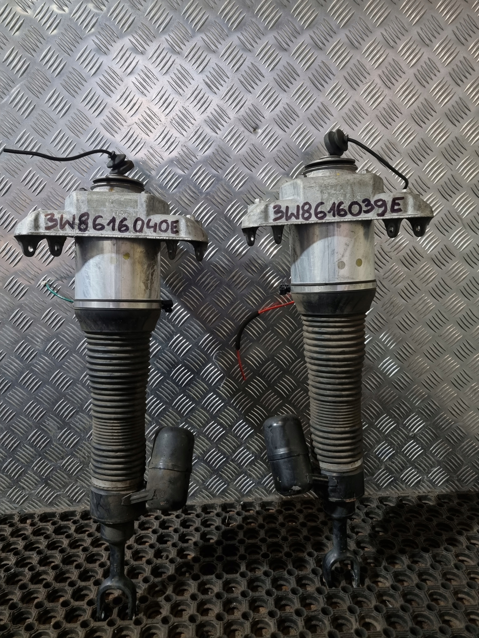 БЕНТЛИ КОНТИНЕНТАЛЬ GT РЕСТАЙЛИНГ АМОРТИЗАТОРw8616040e