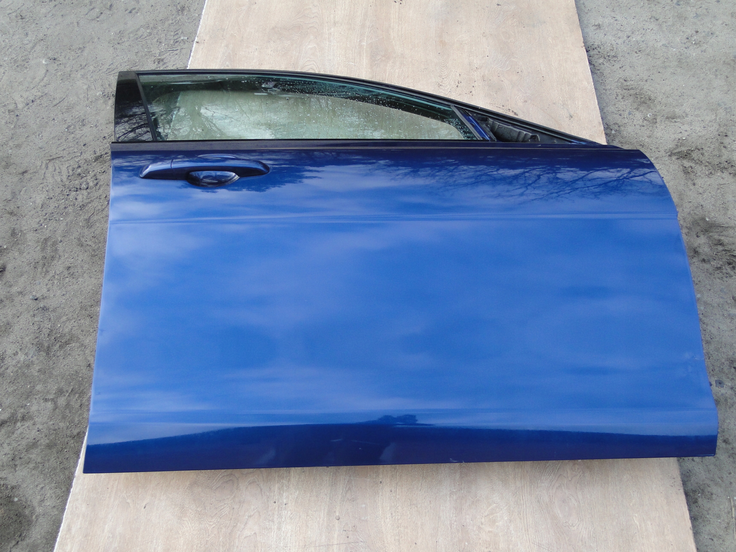 DRZWI PRAWE PRZEDNIE KOMPLETNE JAGUAR XE