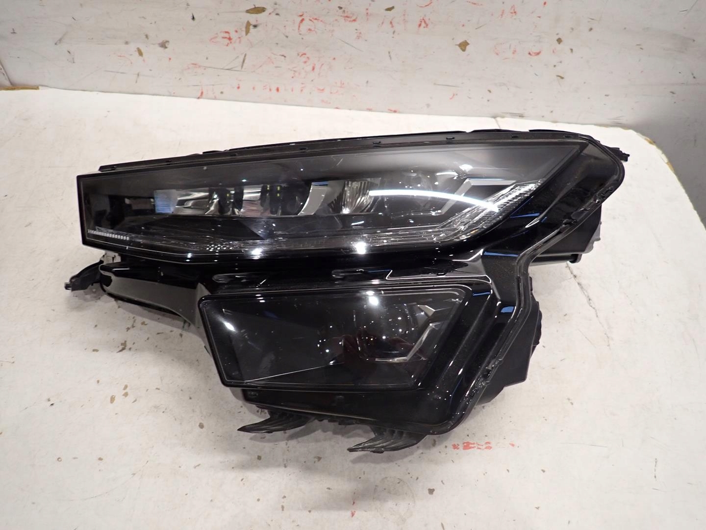 light front front left SKODA KODIAQ LIFT 2021- FULL LED 566941035A