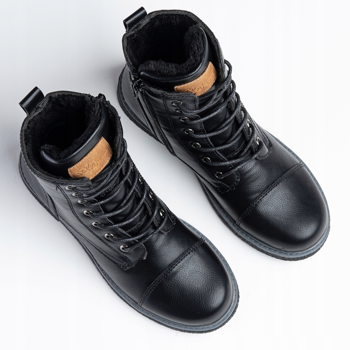 Botki trzewiki lekkie ocieplane SUWAK Wojtyłko Materiał skóra ekologiczna