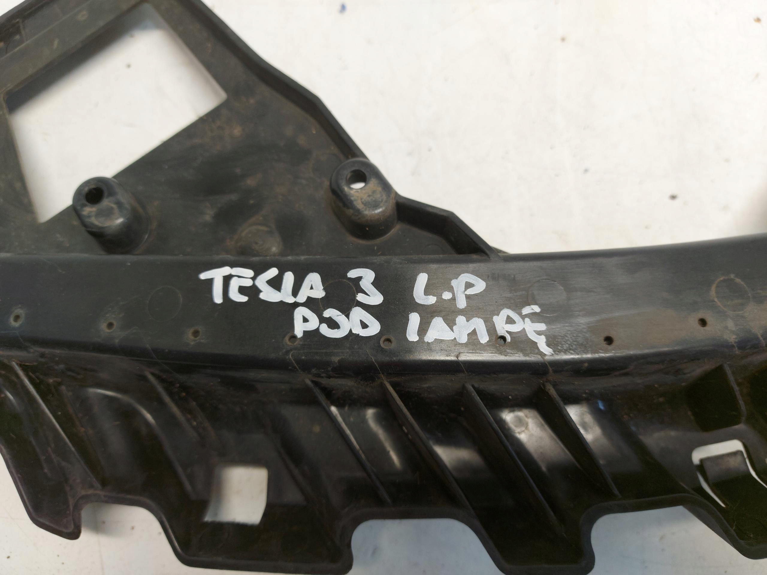 TESLA 3 III bumper bracket front left below lampe