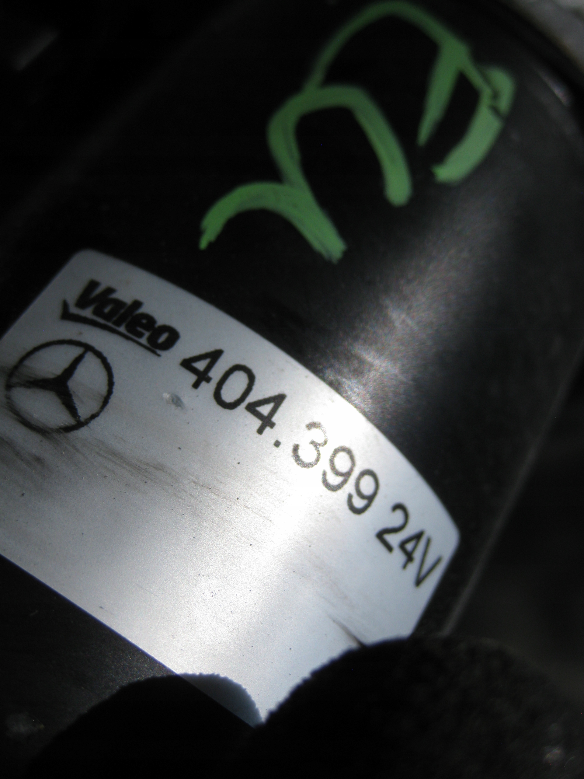 MERCEDES ATEGO 3 818 5.2D 18R Wischergestänge
