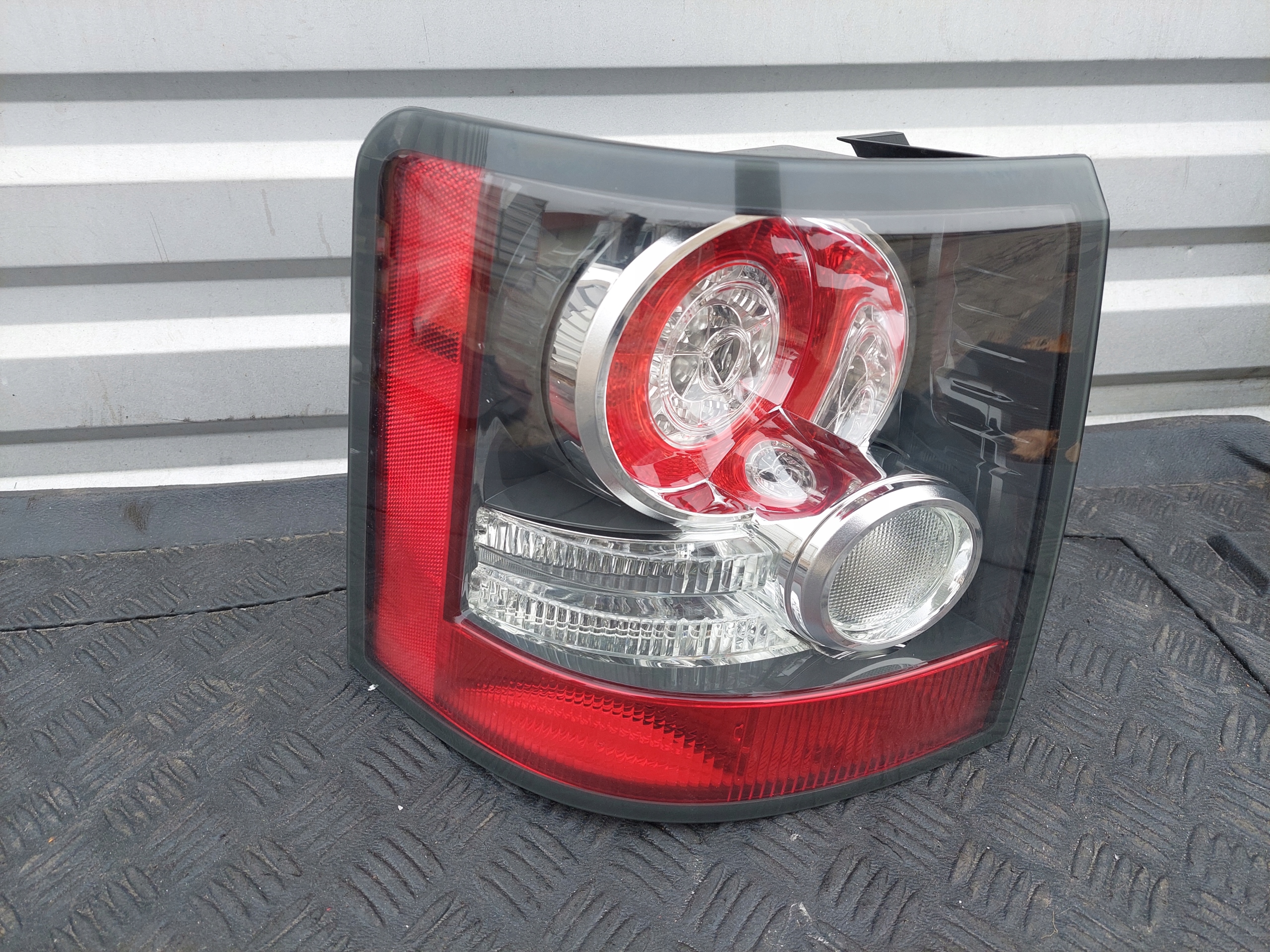 light rear part left rear left RANGE ROVER III SPORT L320 LIFT 3.0 D