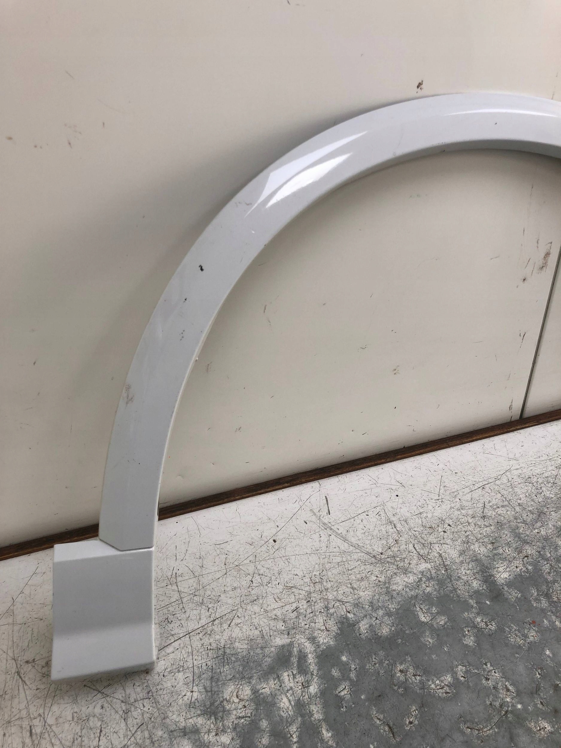 moulding NADKOLA right front AUDI Q2 81A853718A