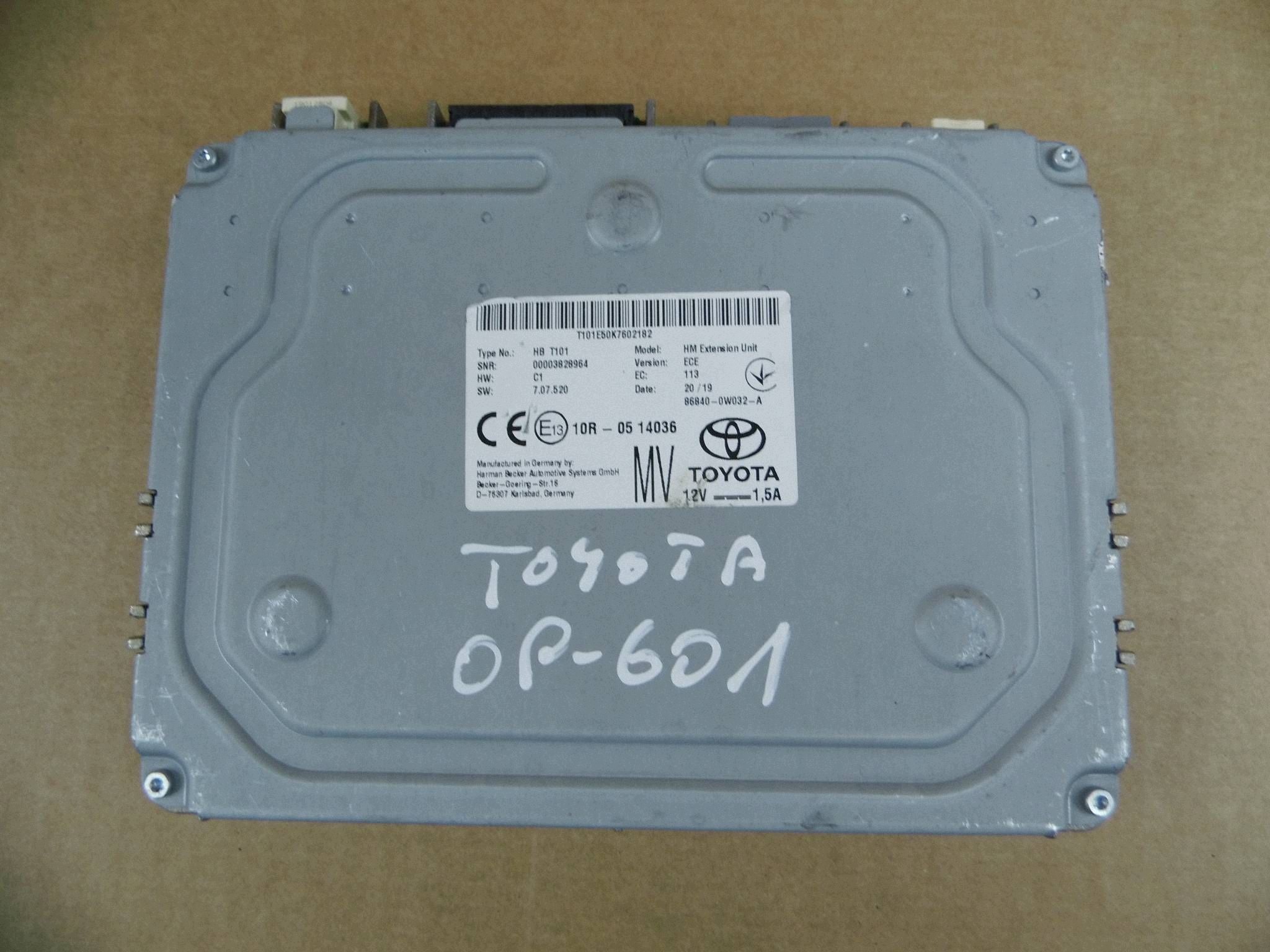 Toyota Lexus module control unit GPS navigation devices 86840-0W032-A 868400W032A