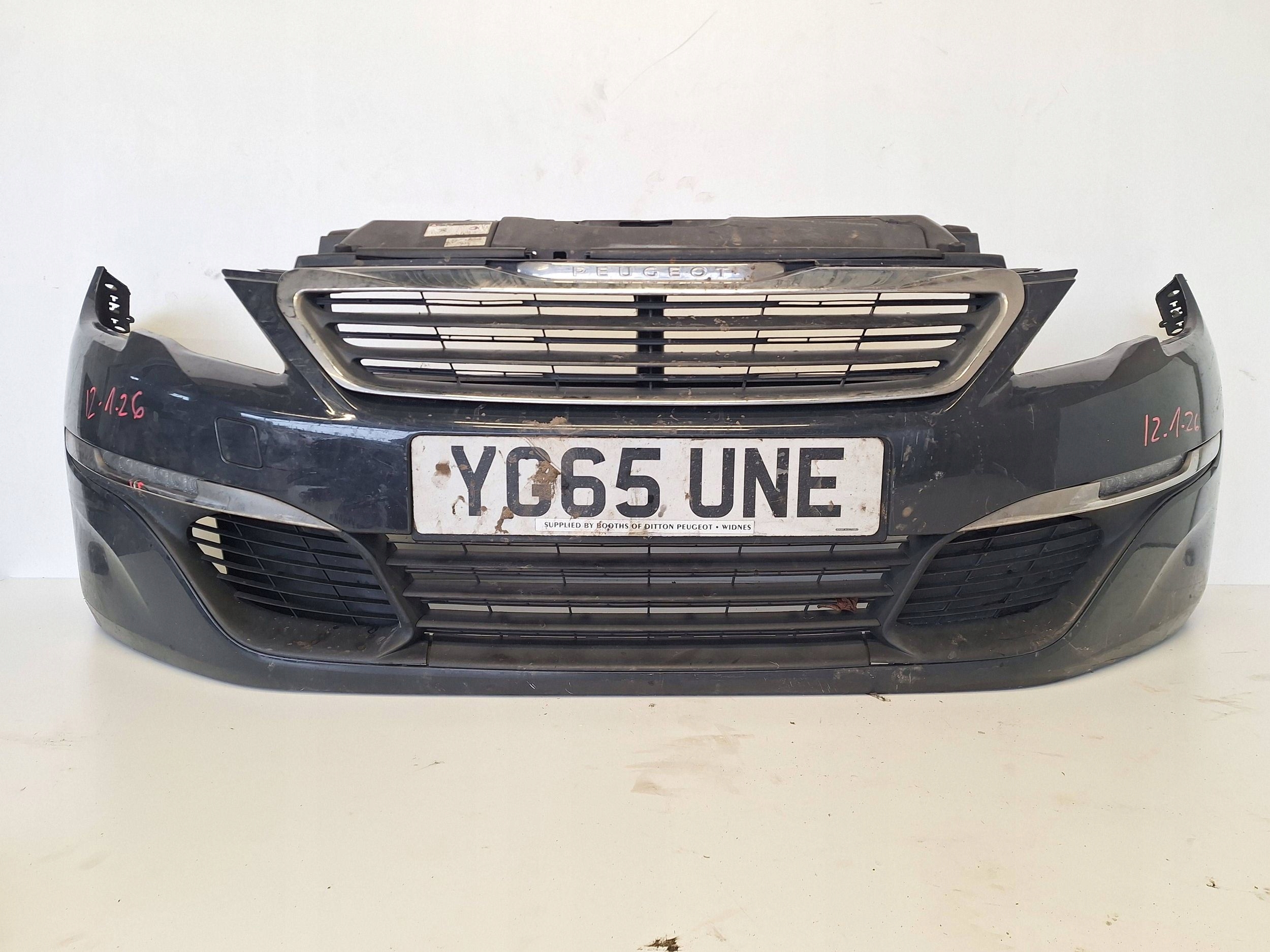 PEUGEOT 308 T9 13-17 bumper + LED