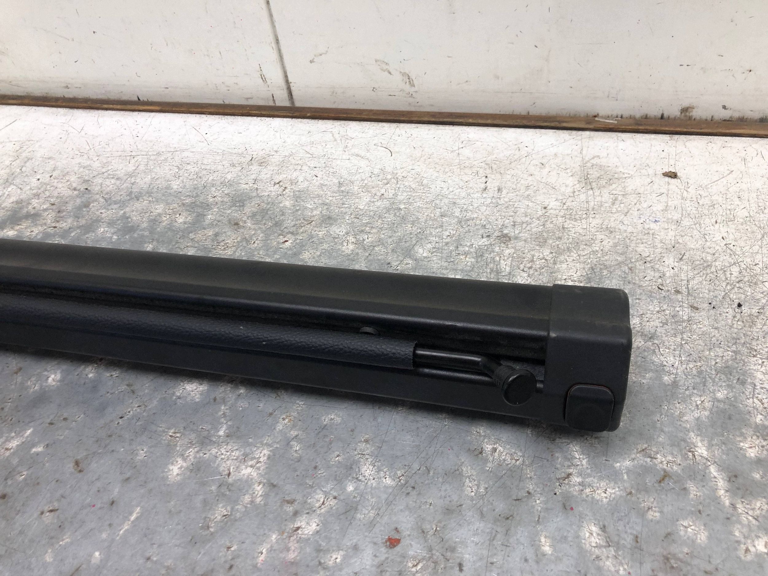 net blinds boot VW PASSAT B7 KOMBI 3C9861691