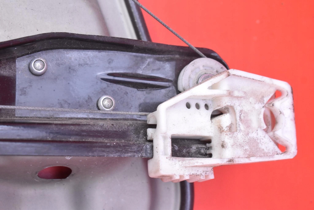 window regulator left front EU 1T0959701D SKODA OCTAVIA 2 II KOMBI 04-08