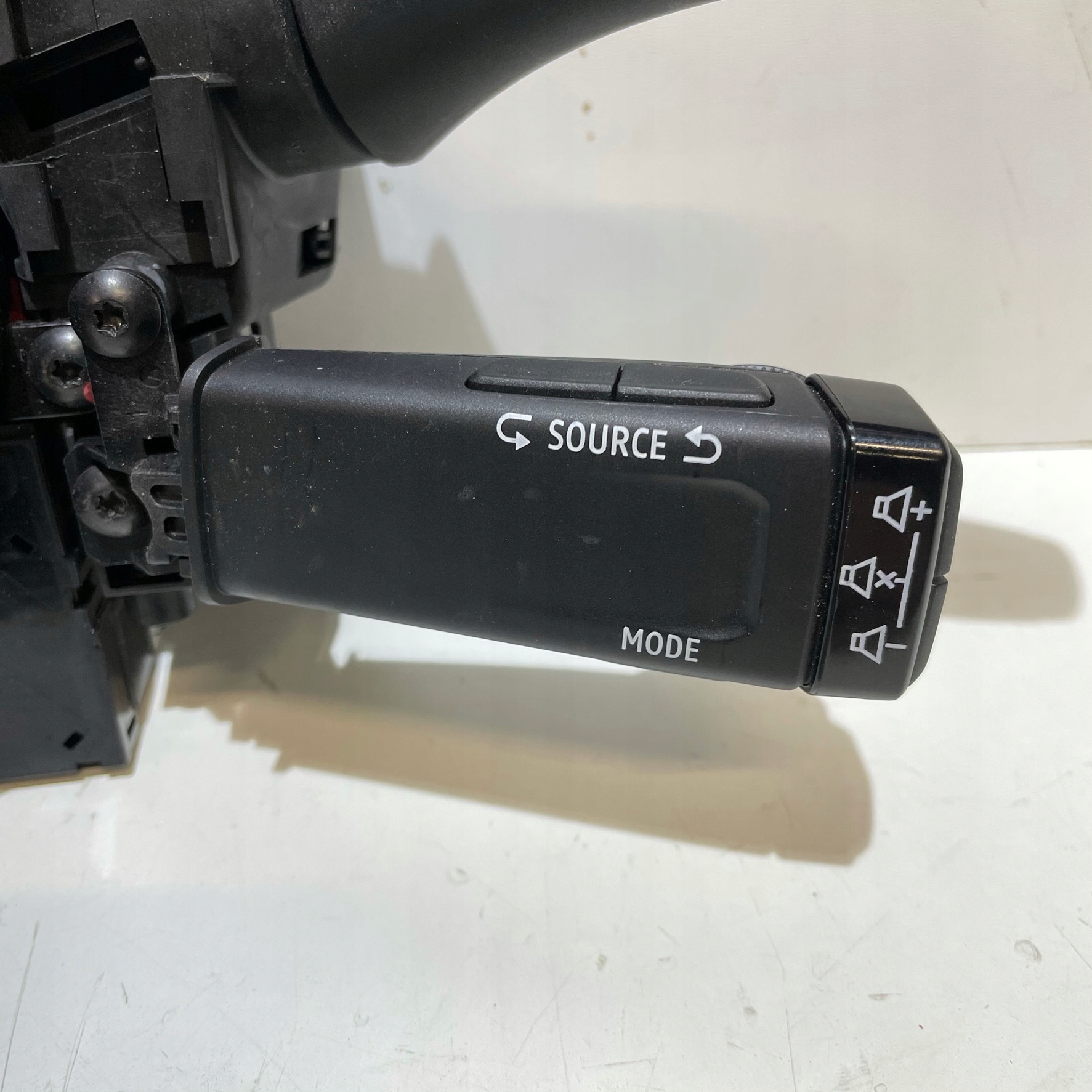 RENAULT CLIO V RING LEVERS 255545405R