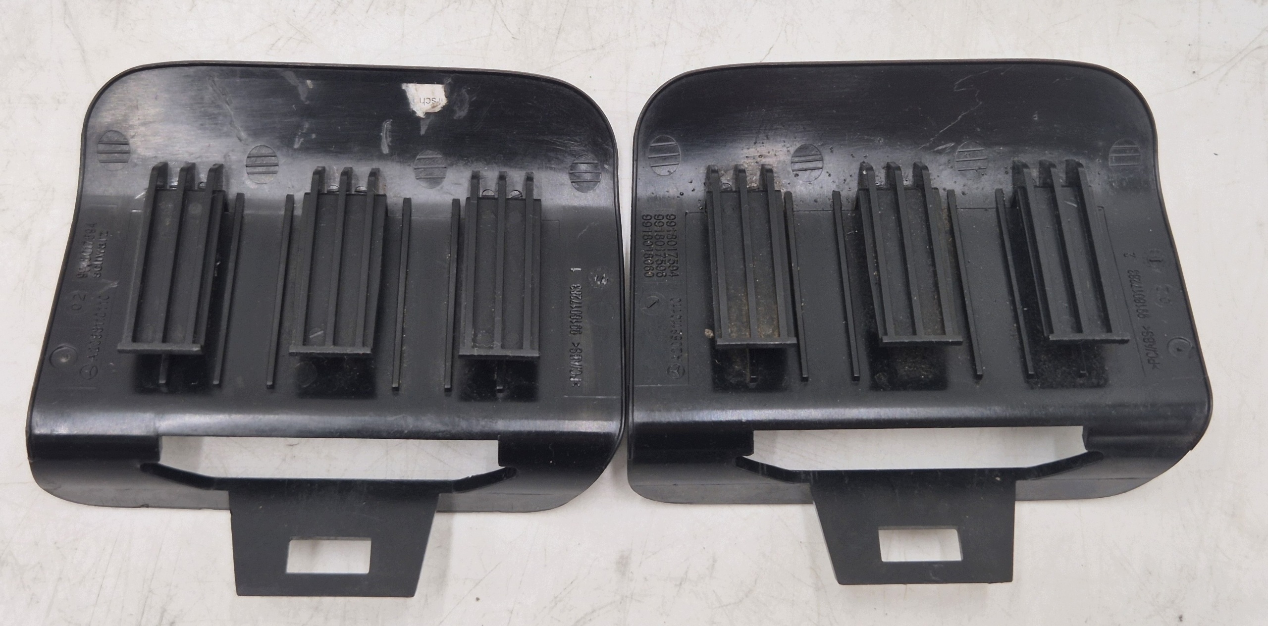 Couvre Fixation Sièges MERCEDES W205 A2058110110
