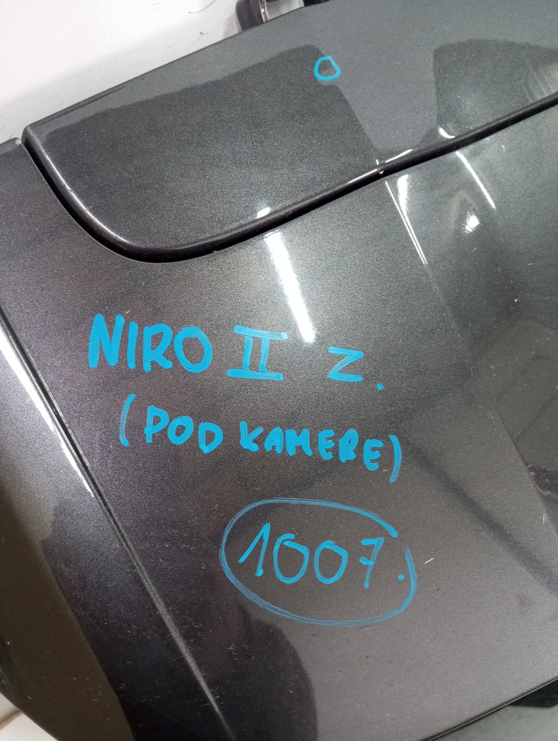 boot doors KIA NIRO II