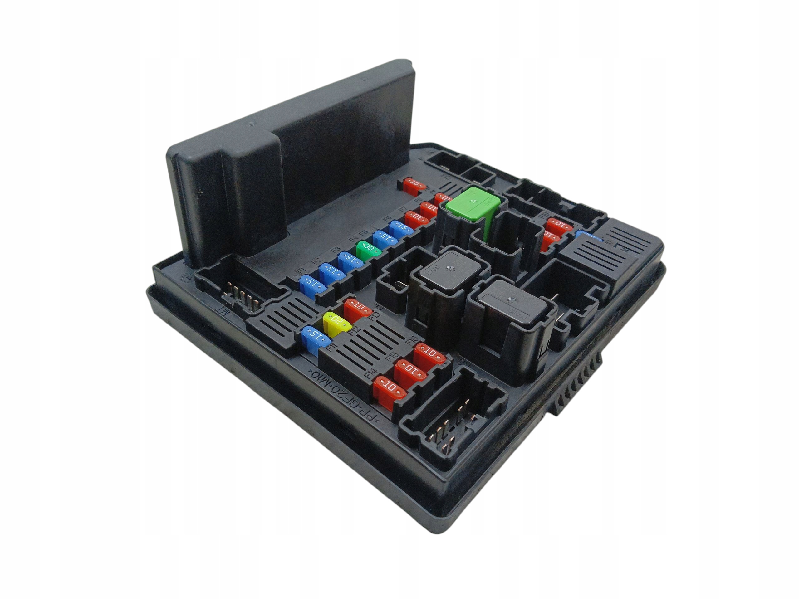 module BSI fuse box NISSAN QASHQAI J10 (2009-2013) 284B7-BB04B