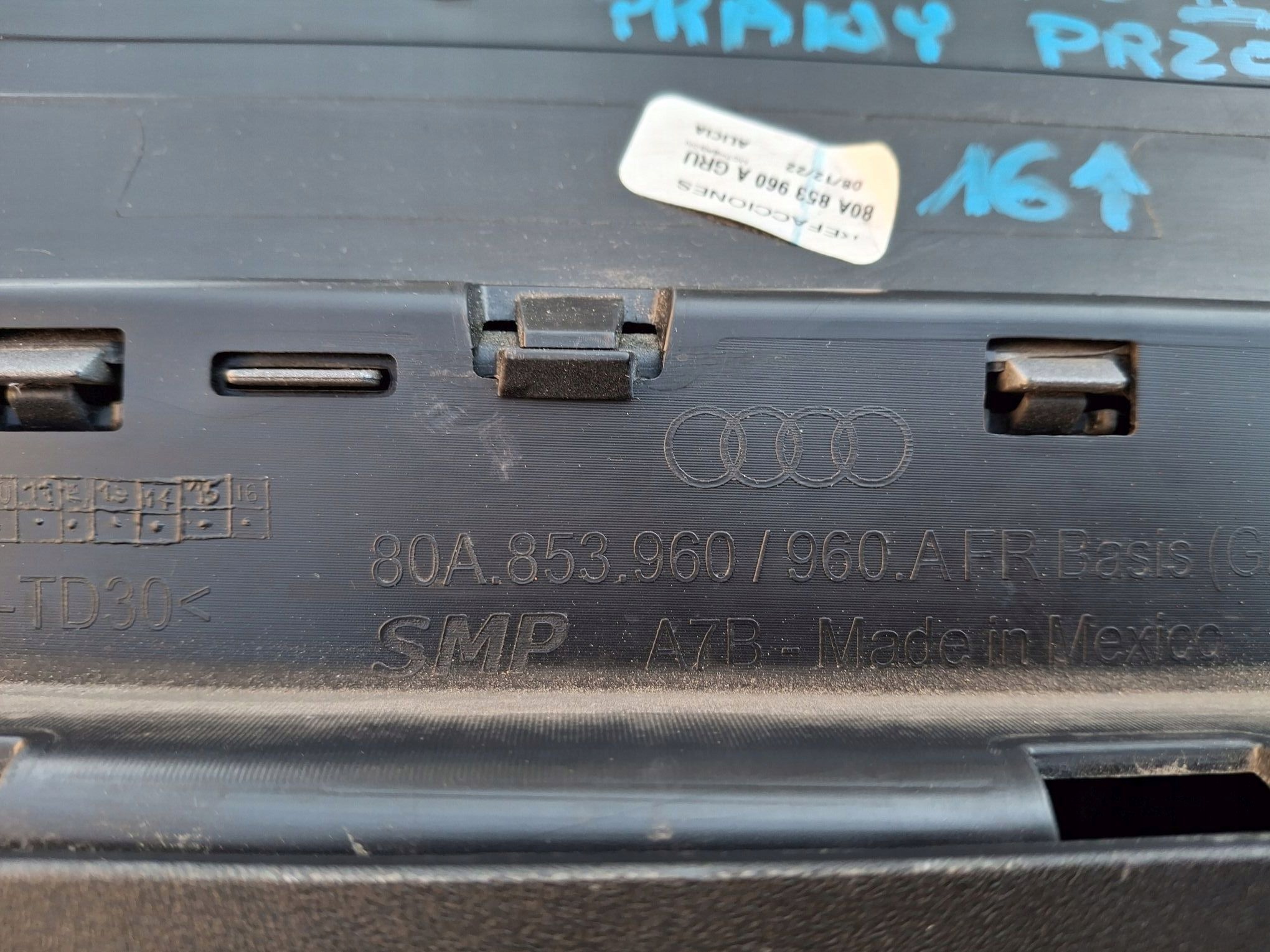 moulding for door right front AUDI Q5 II 2016R->