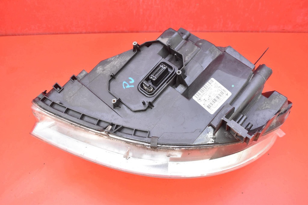 REFLEKTOR right light front lens EU A1698206861 MERCEDES B-KLASA W245