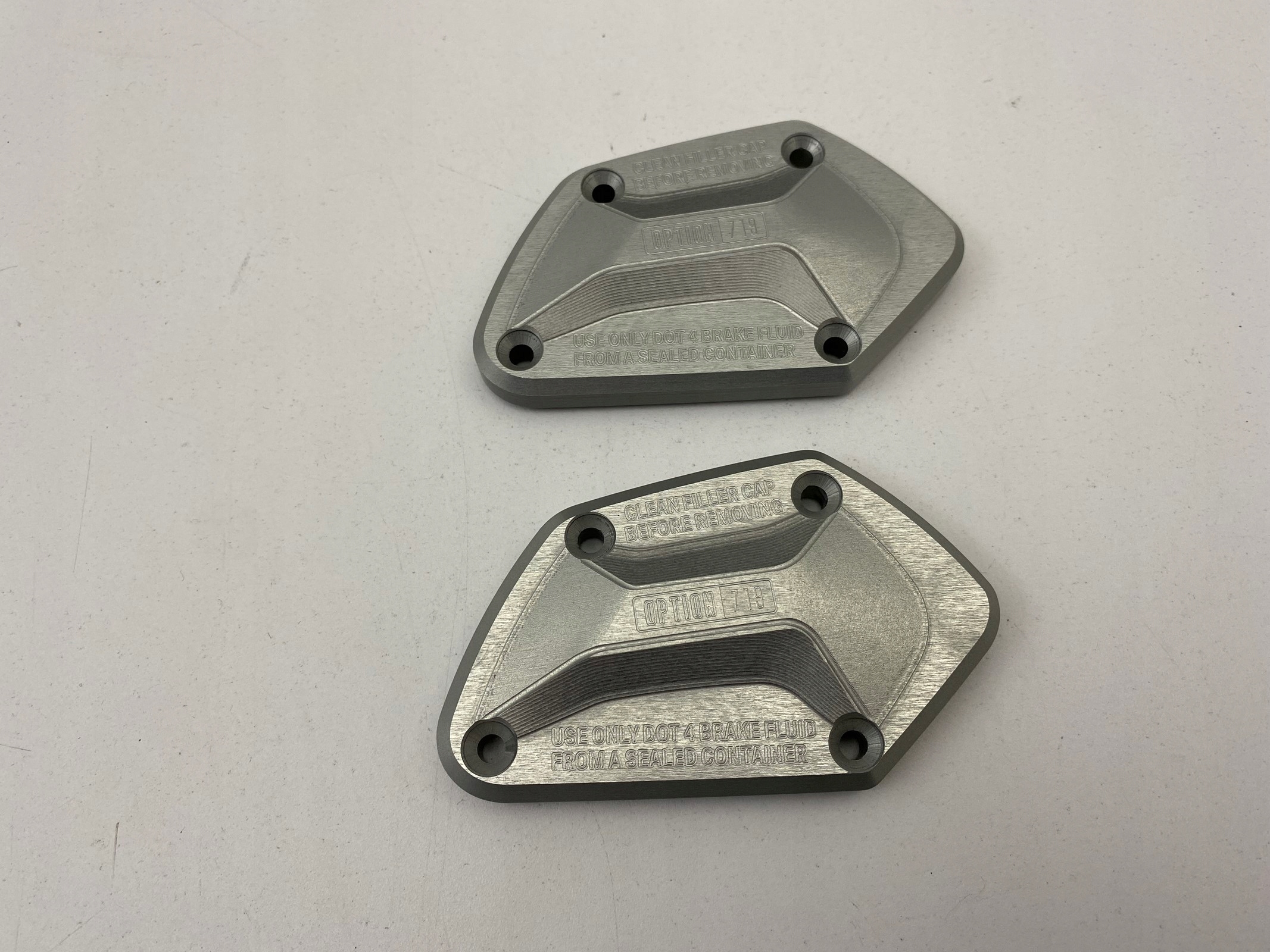 BMW R NINET POKRYWA ZBIORNICZKA SPRZEGLA OPTION719