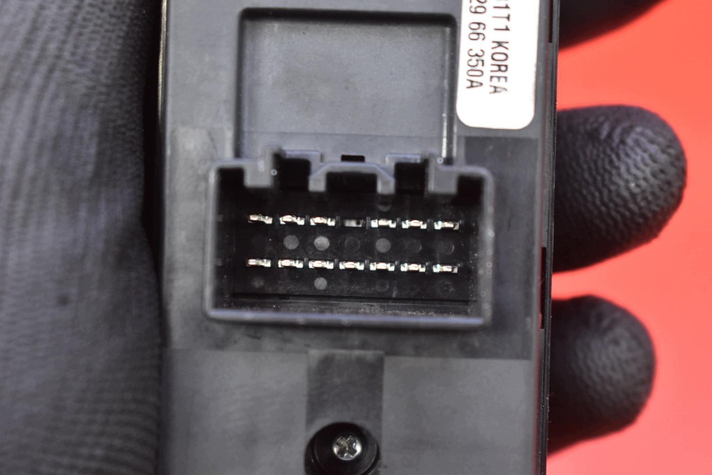 control panel of the window EU CC2966350A MAZDA 5 1 and CR 05-08