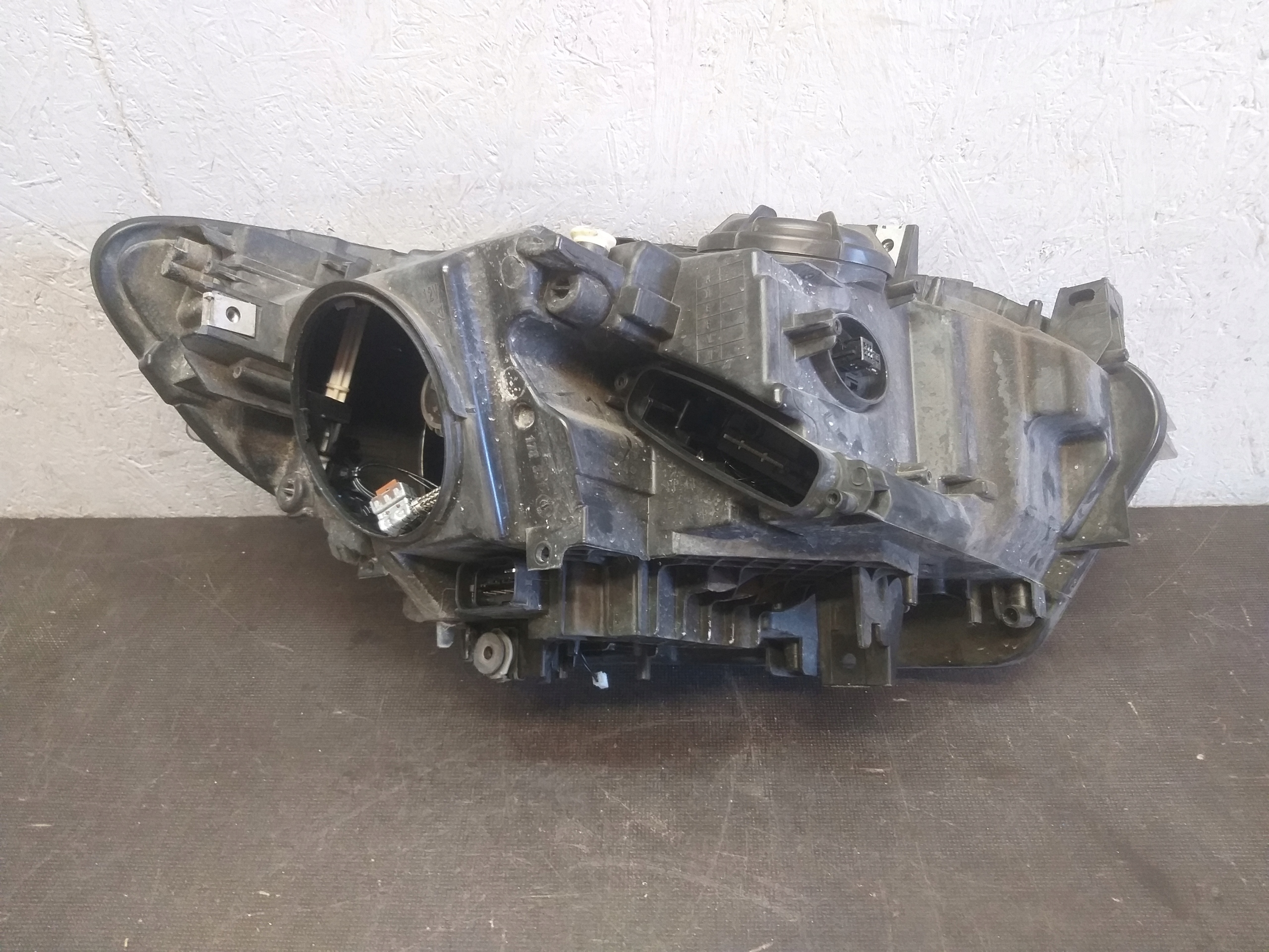 LIGHT FRONT LEFT BMW AND 1 F20 XENON 7229677-11