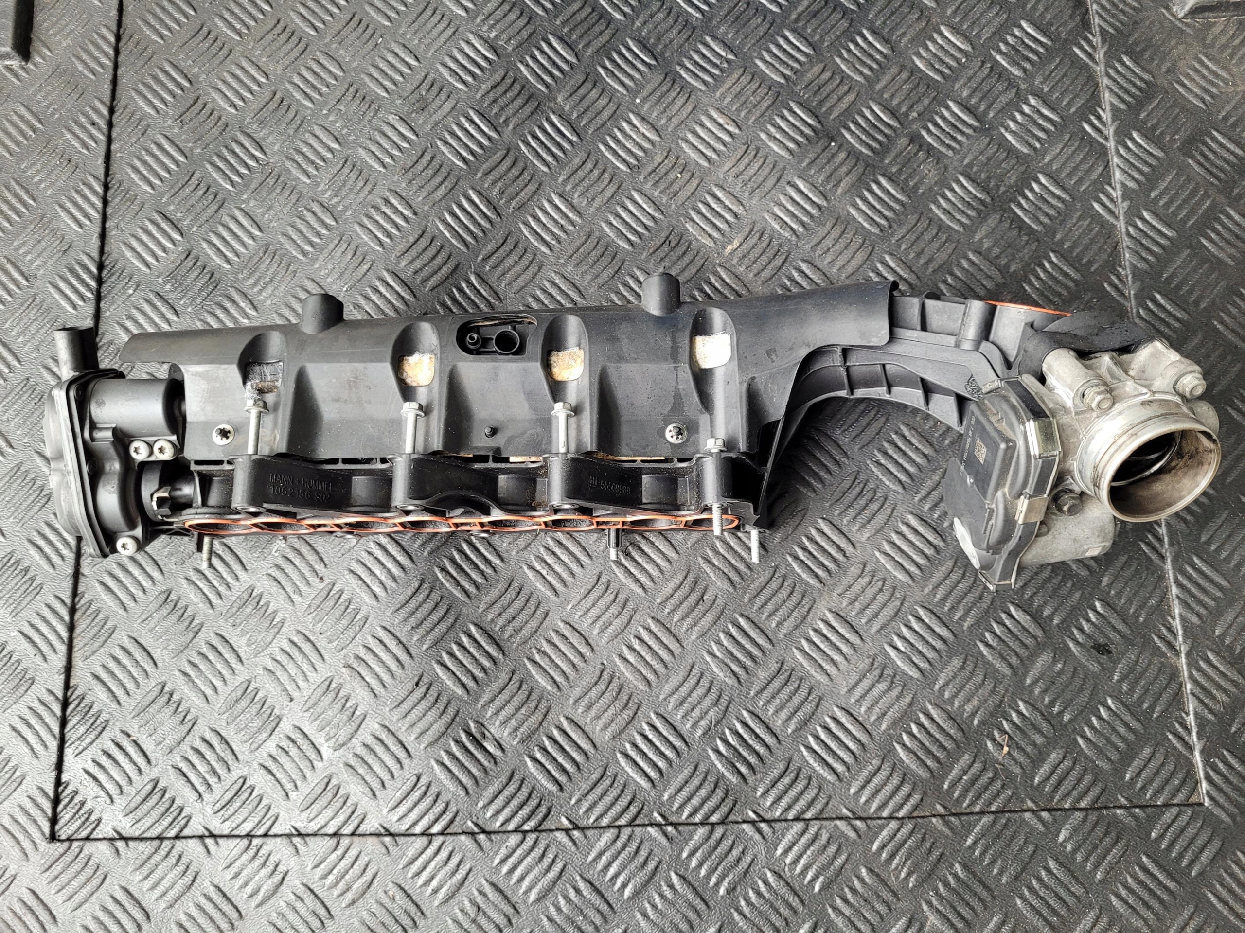 intake manifold regulator throttle flap 55494599 OPEL INSIGNIA B 1.6 D CDTI