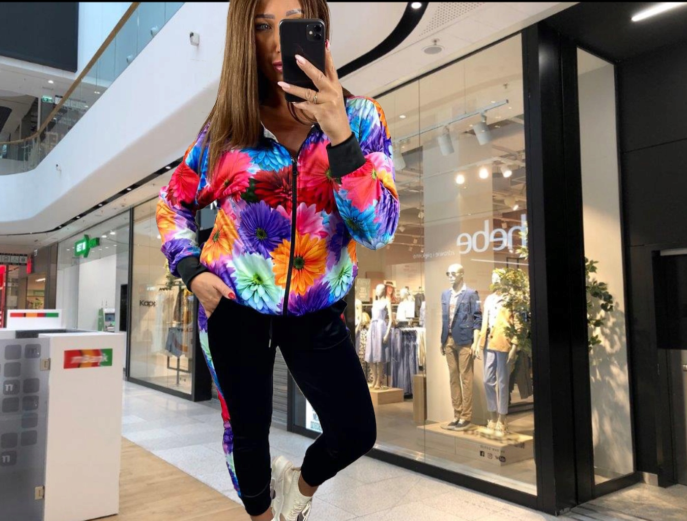 WELUROWY DRES Z KAPTUREM roz. 44 Marka inna