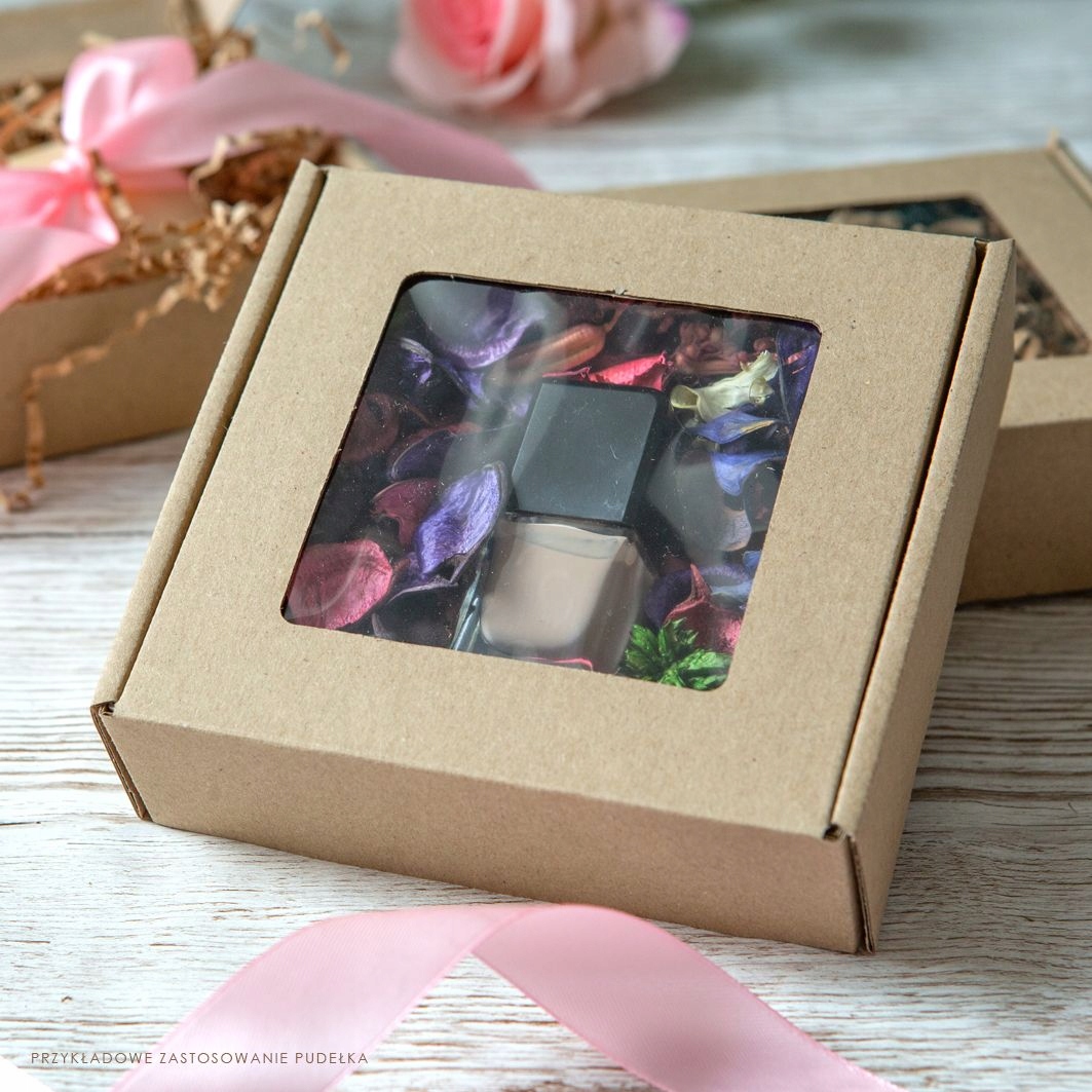 PUDELKO Z OKIENKIEM KARTON FASONOWY 13x13x4 OPAKOWANIE NA PREZENT Marka inna